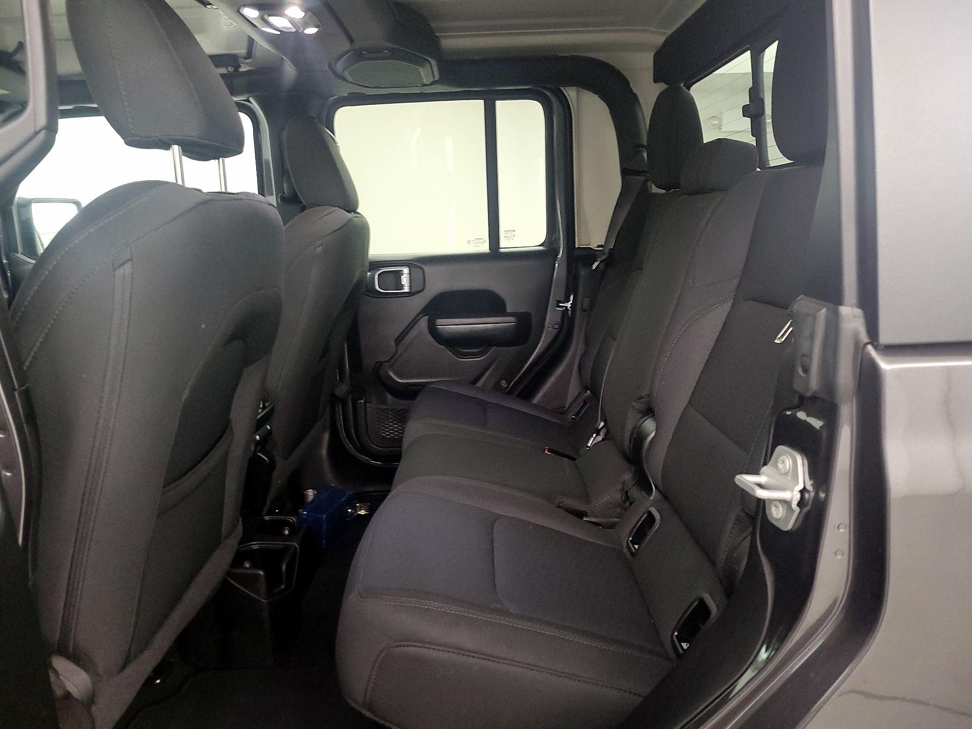 Thumbnail: 2022 Jeep Gladiator - 19