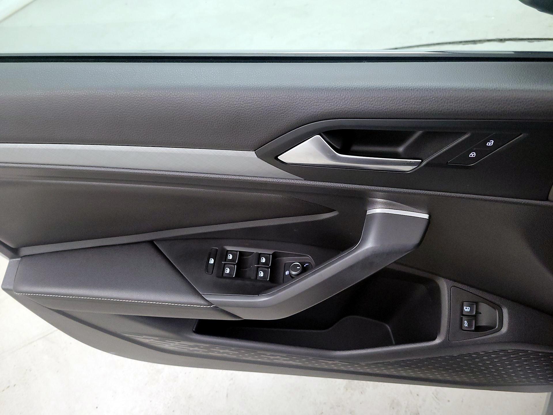 Thumbnail: 2022 Volkswagen Jetta - 12