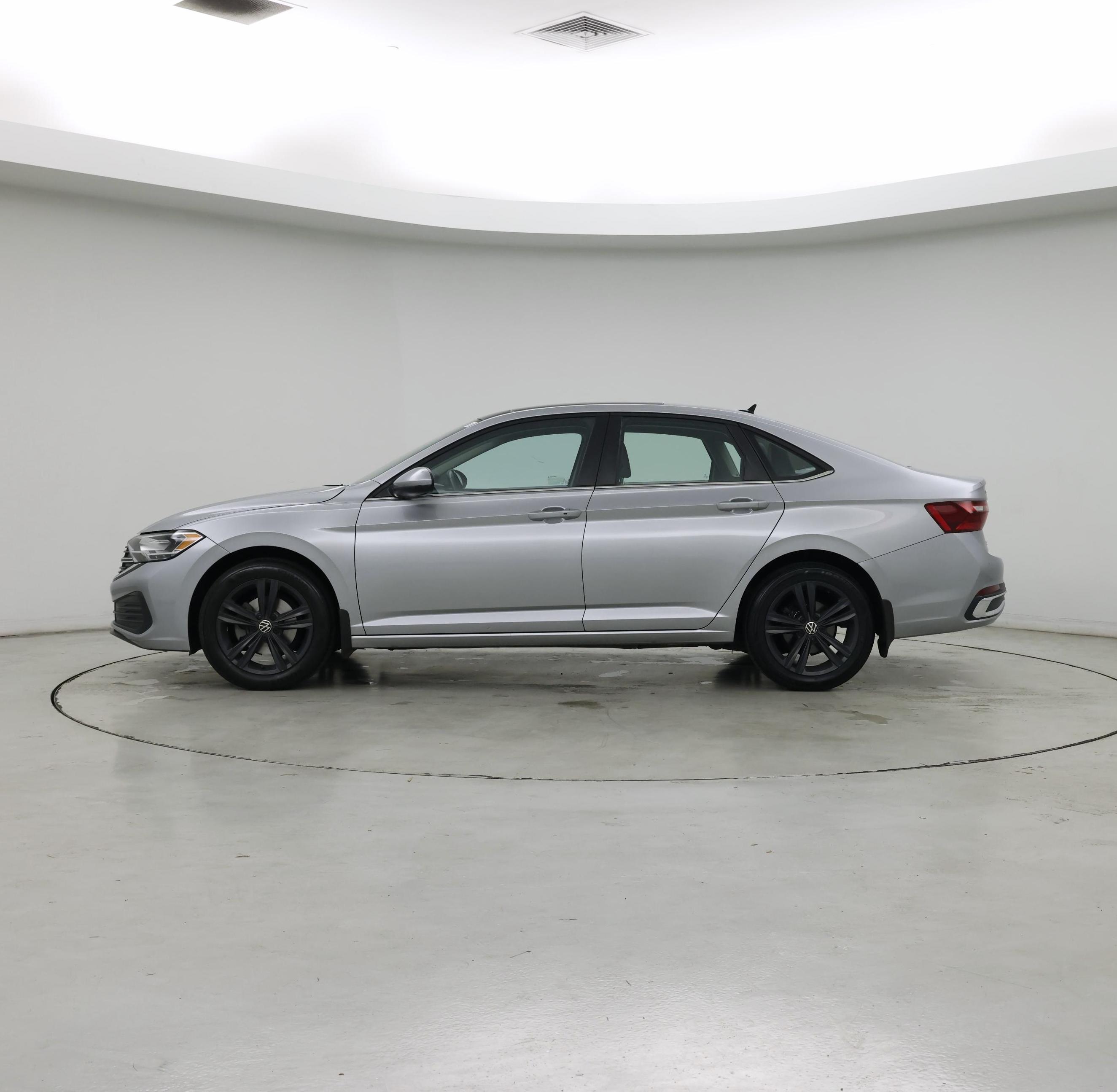 Thumbnail: 2022 Volkswagen Jetta - 3