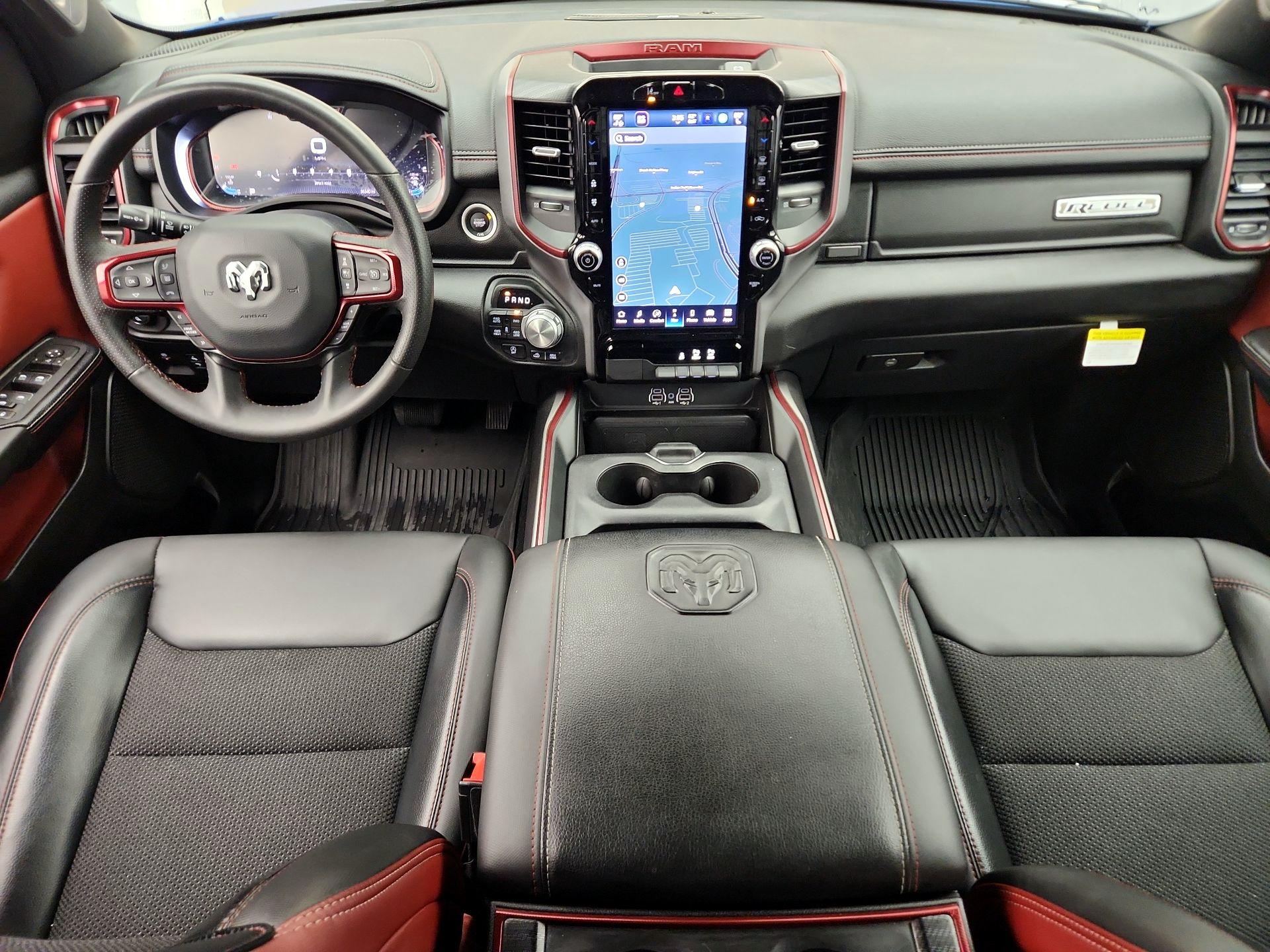 Thumbnail: 2025 RAM 1500 - 9