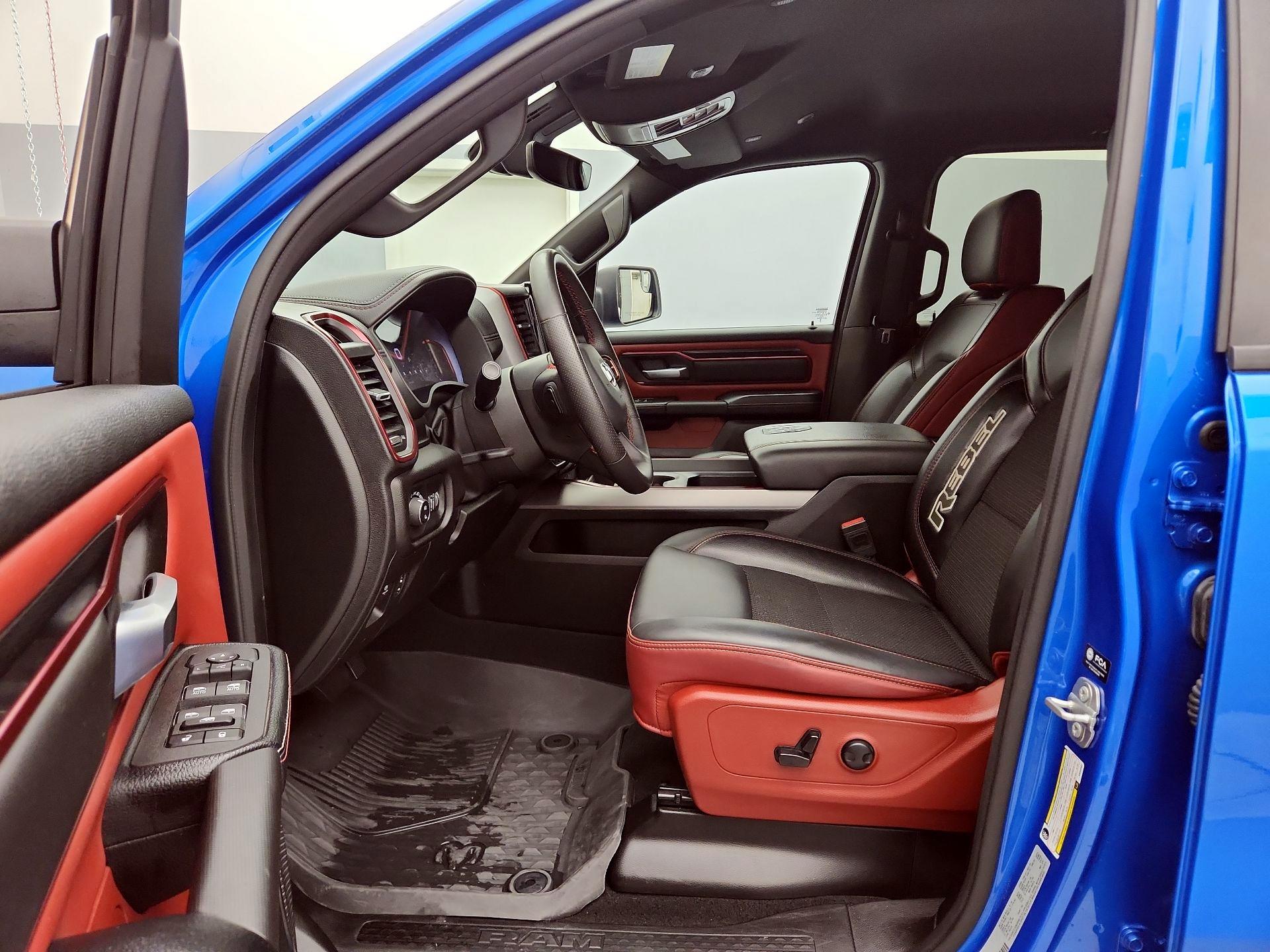 Thumbnail: 2025 RAM 1500 - 11