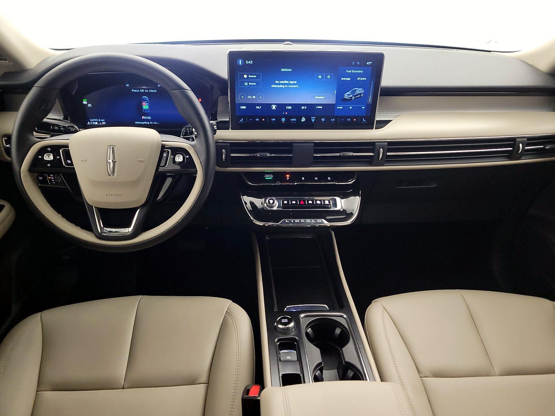 Thumbnail: 2025 Lincoln Corsair - 9