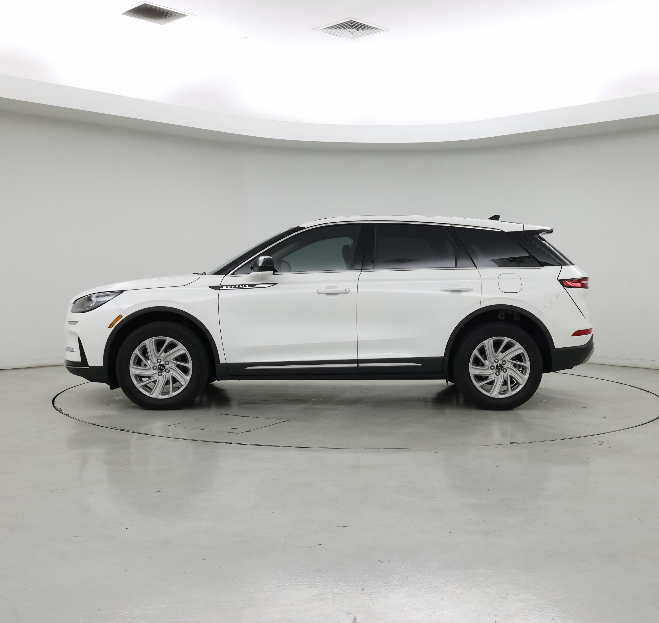 Thumbnail: 2025 Lincoln Corsair - 3