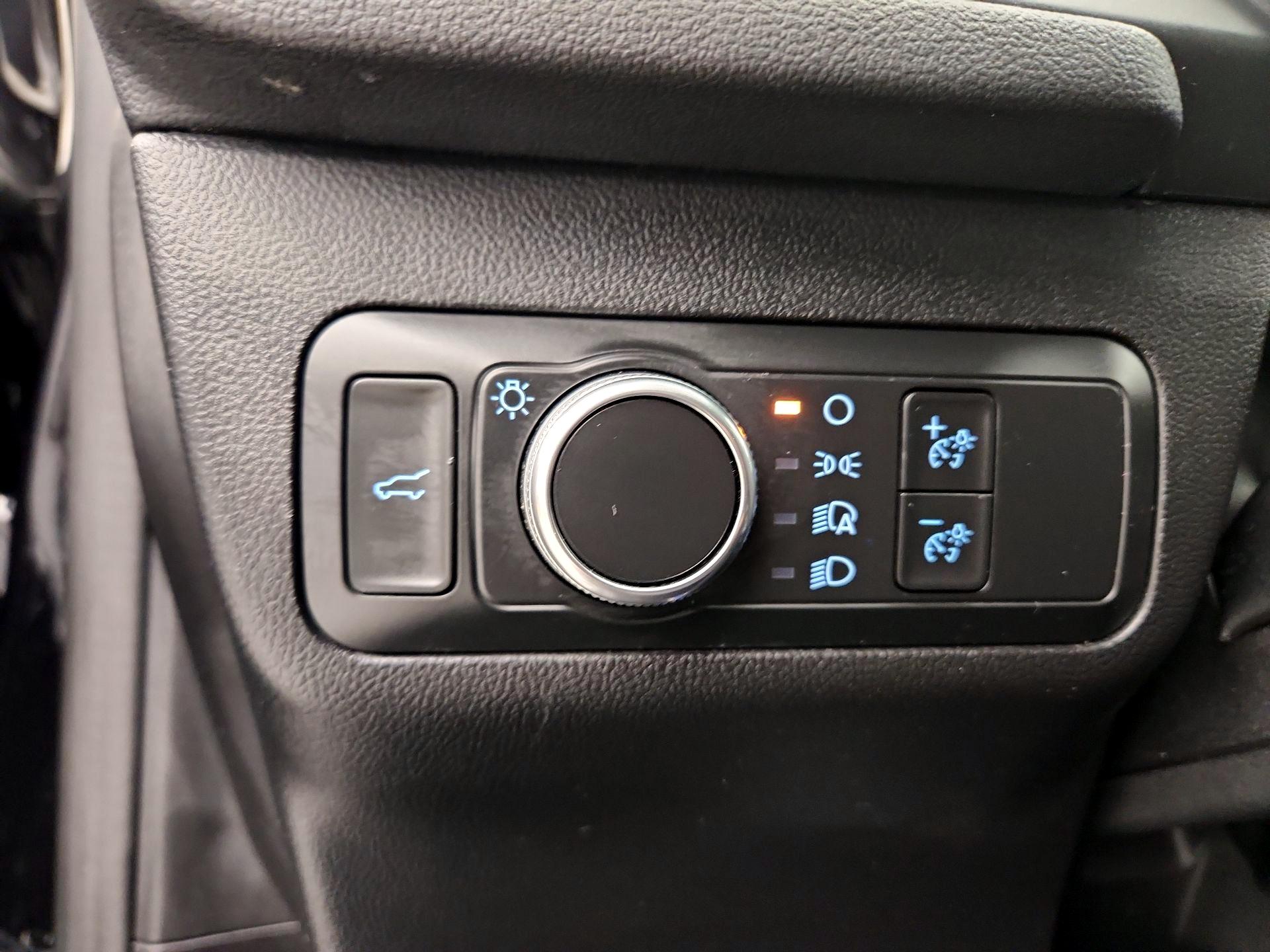 Thumbnail: 2022 Ford Escape - 13