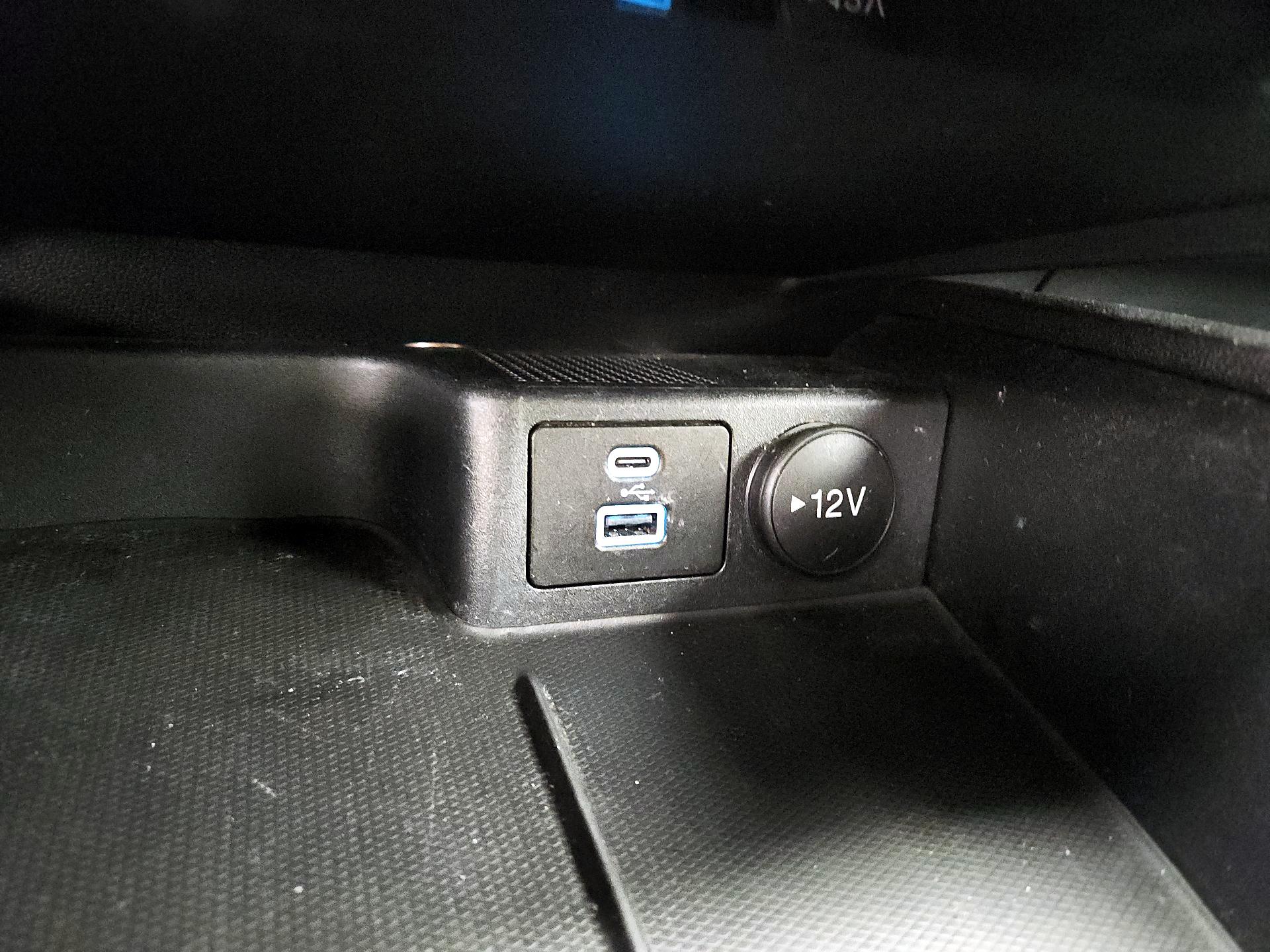 Thumbnail: 2022 Ford Escape - 19