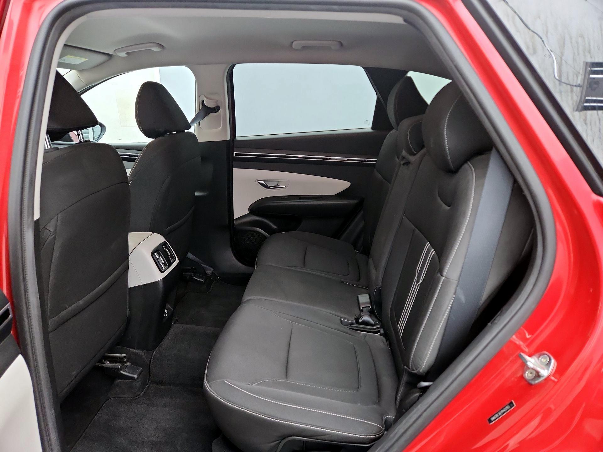 Thumbnail: 2023 Hyundai Tucson - 19