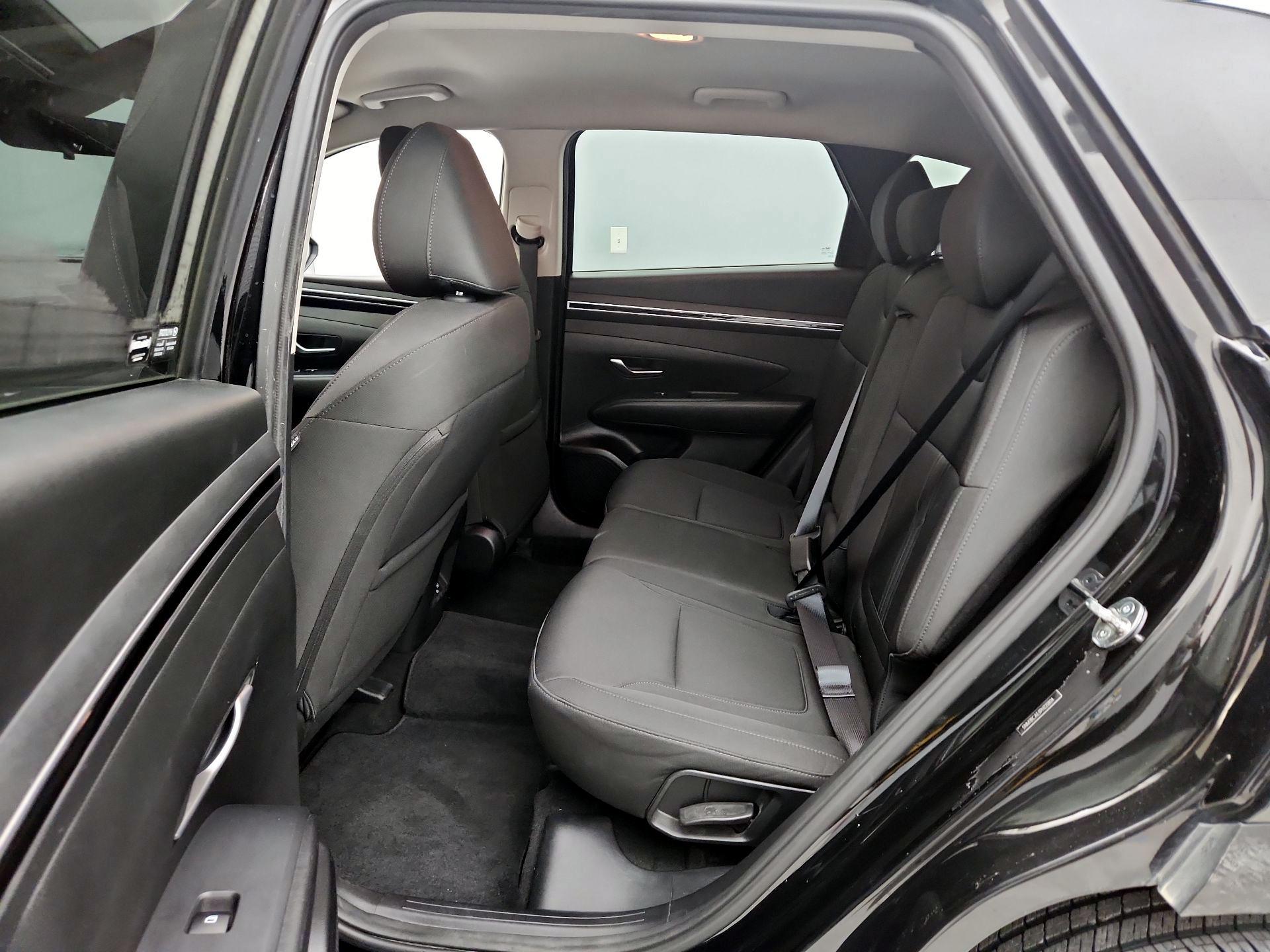 Thumbnail: 2023 Hyundai Tucson - 19