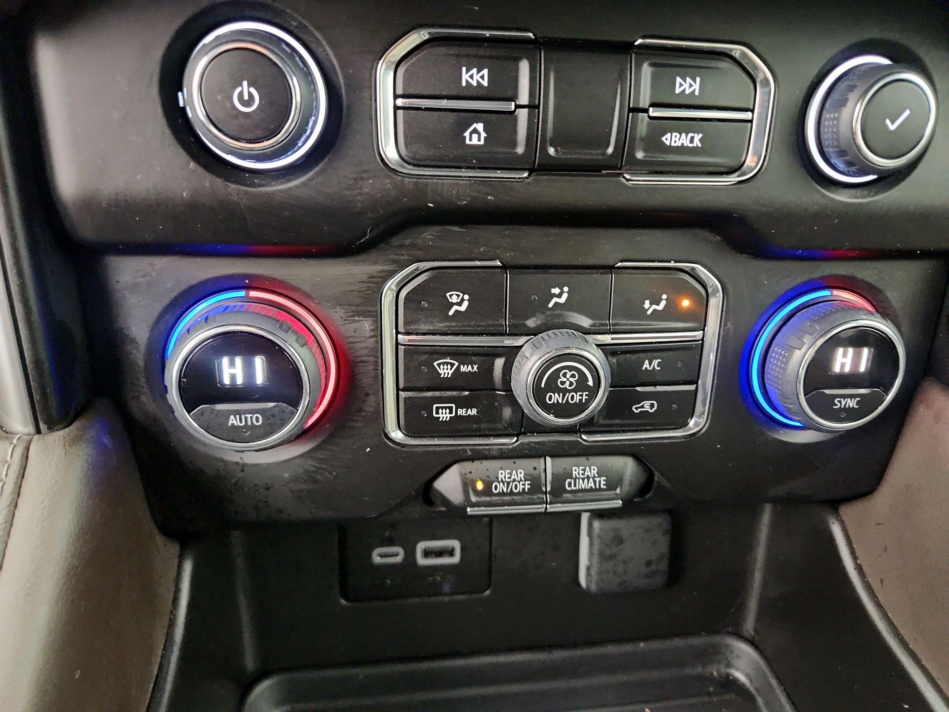 Thumbnail: 2024 Chevrolet Tahoe - 16