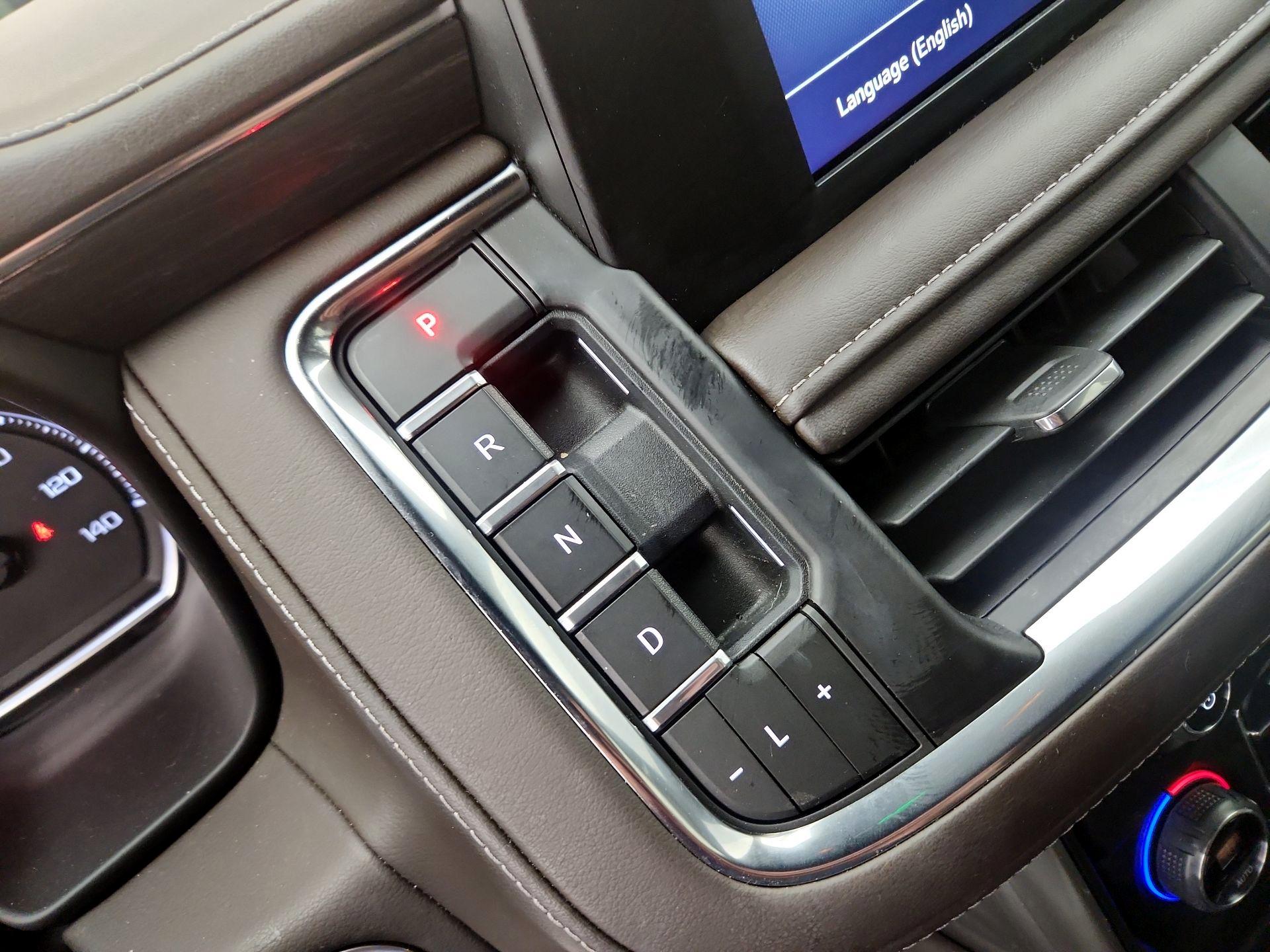 Thumbnail: 2024 Chevrolet Tahoe - 17