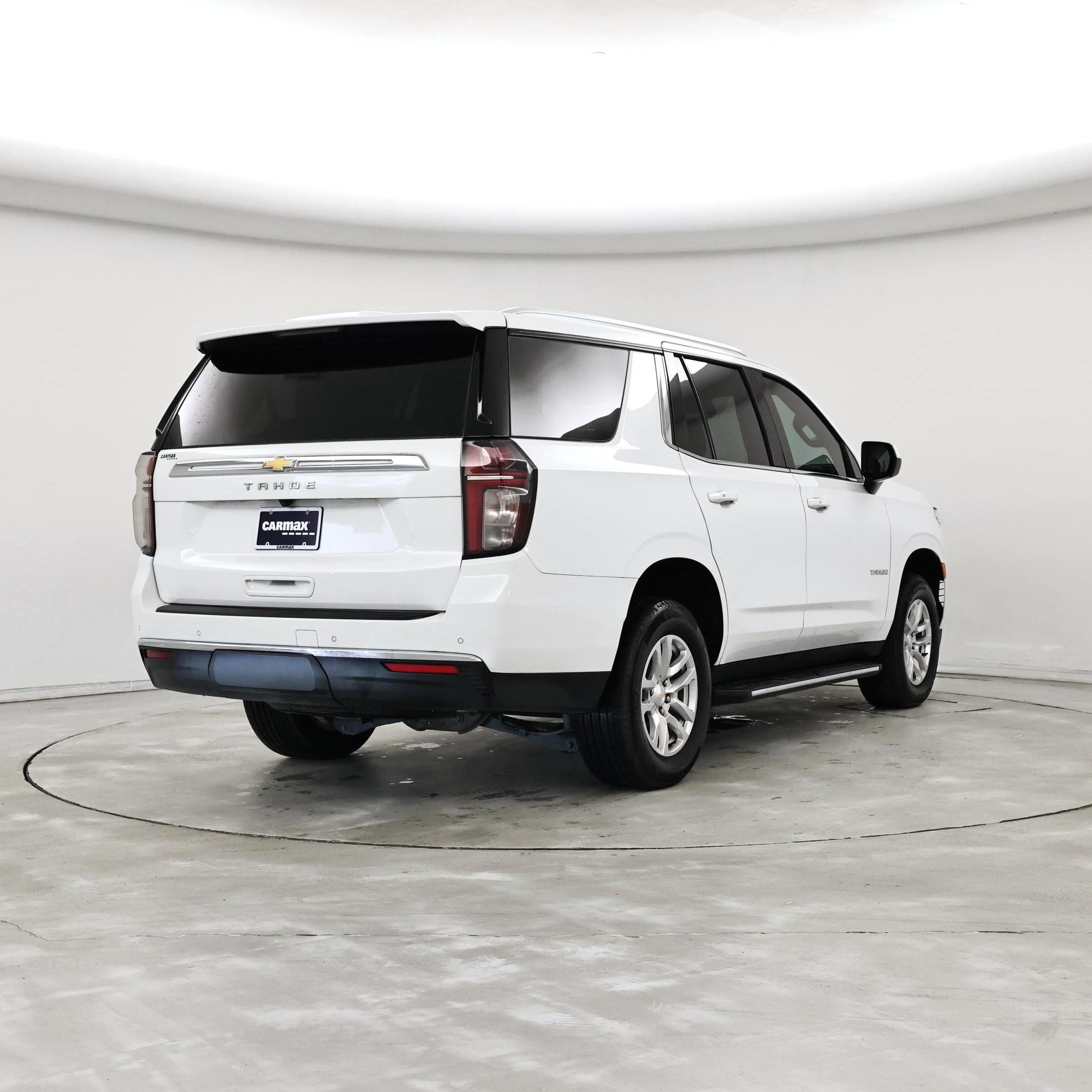 Thumbnail: 2024 Chevrolet Tahoe - 8