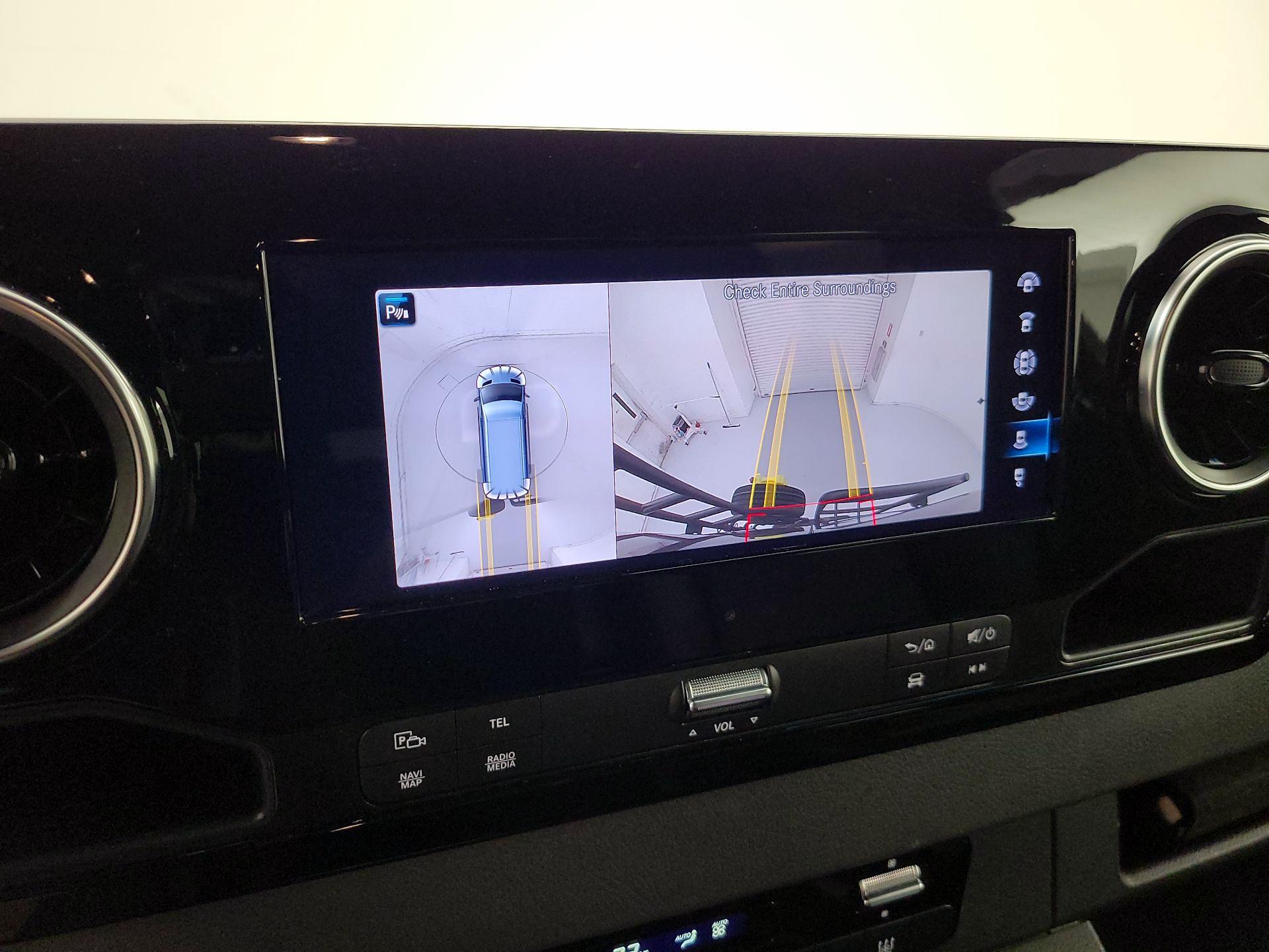 Thumbnail: 2023 Mercedes-Benz Sprinter - 15