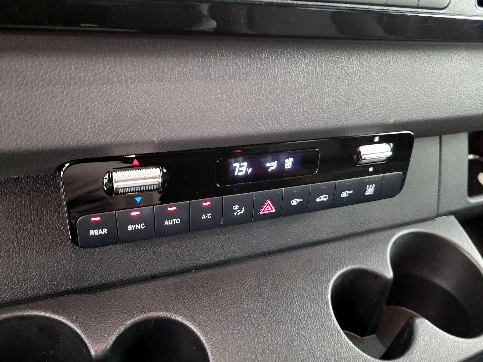 Thumbnail: 2023 Mercedes-Benz Sprinter - 17