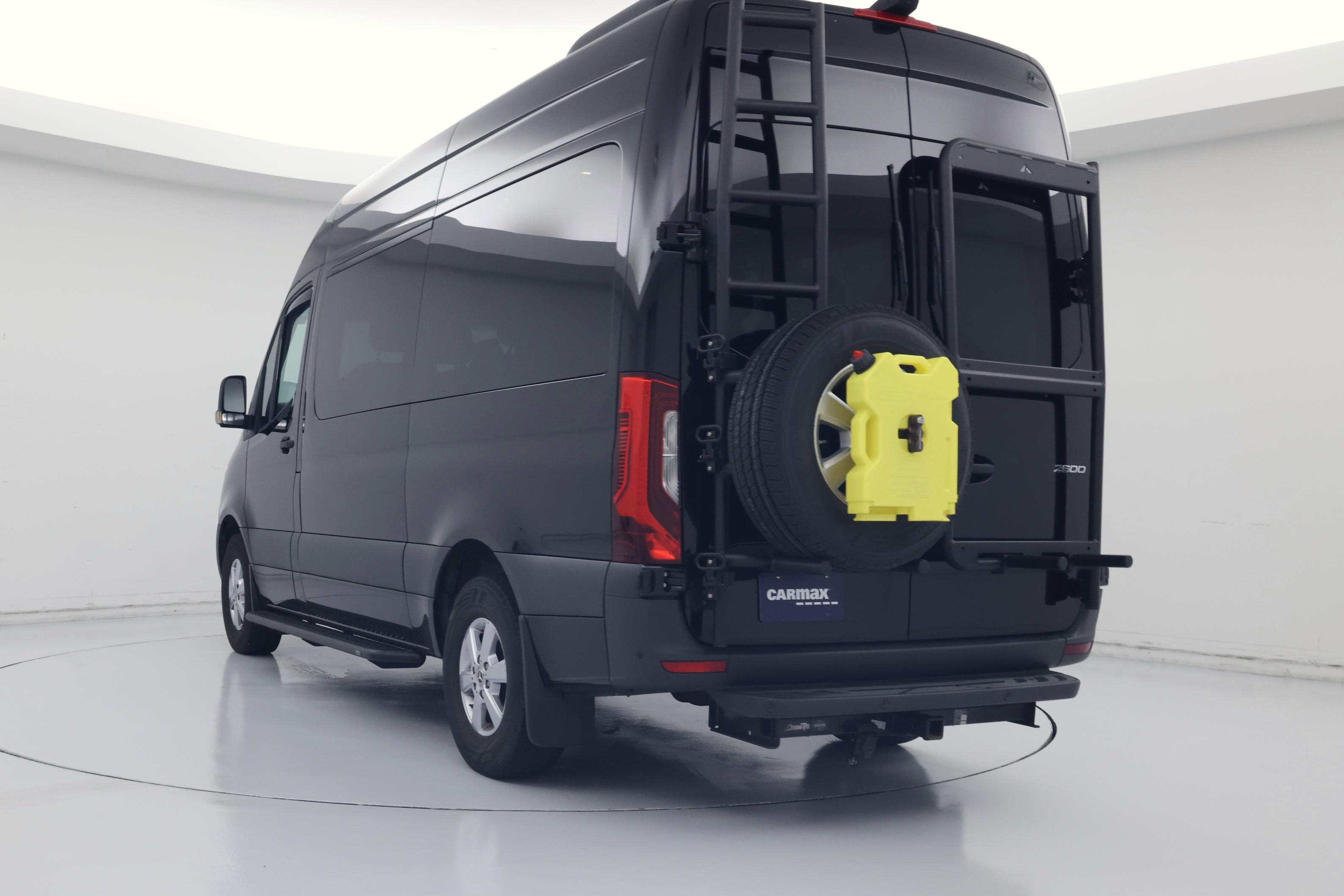 Thumbnail: 2023 Mercedes-Benz Sprinter - 2