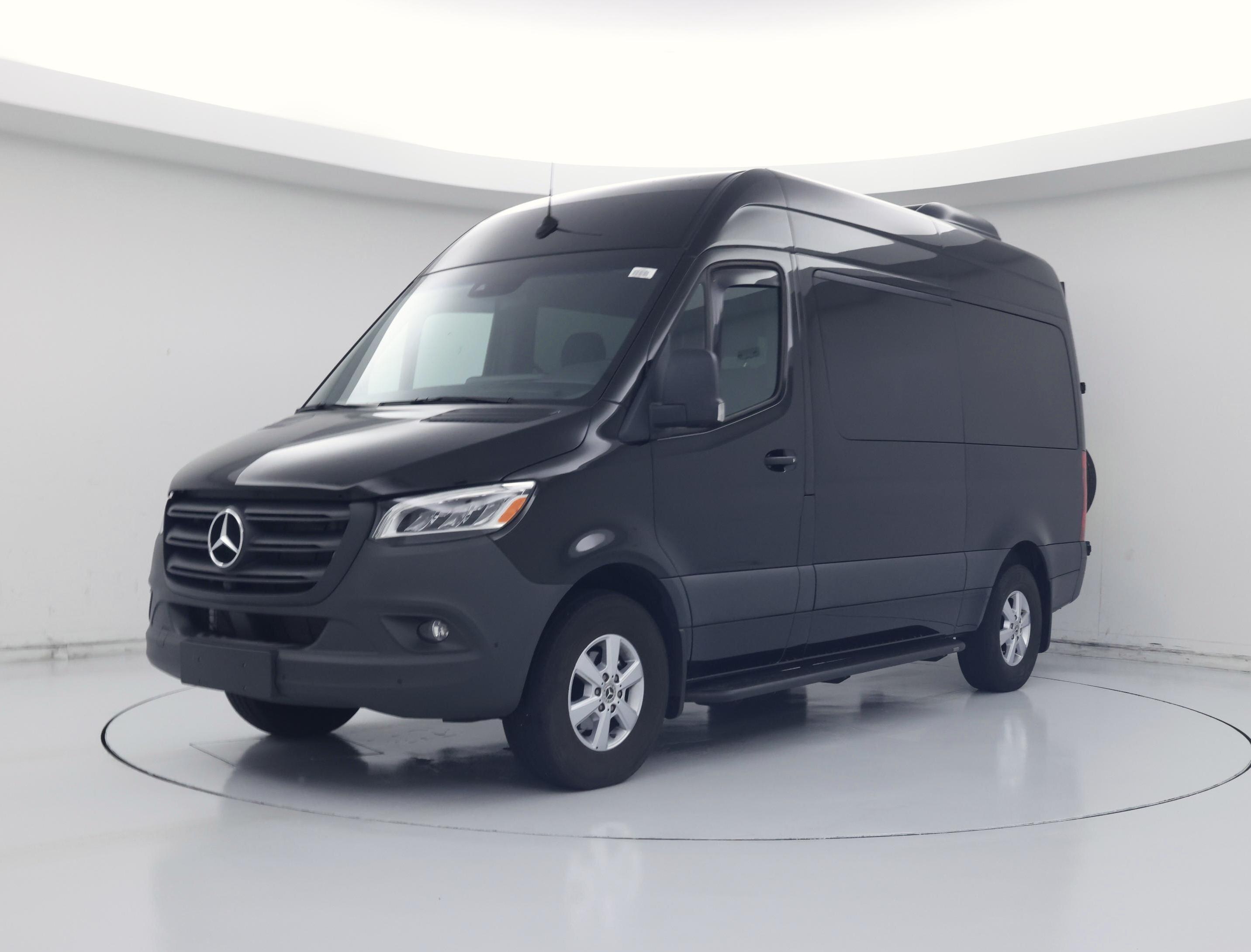Thumbnail: 2023 Mercedes-Benz Sprinter - 4