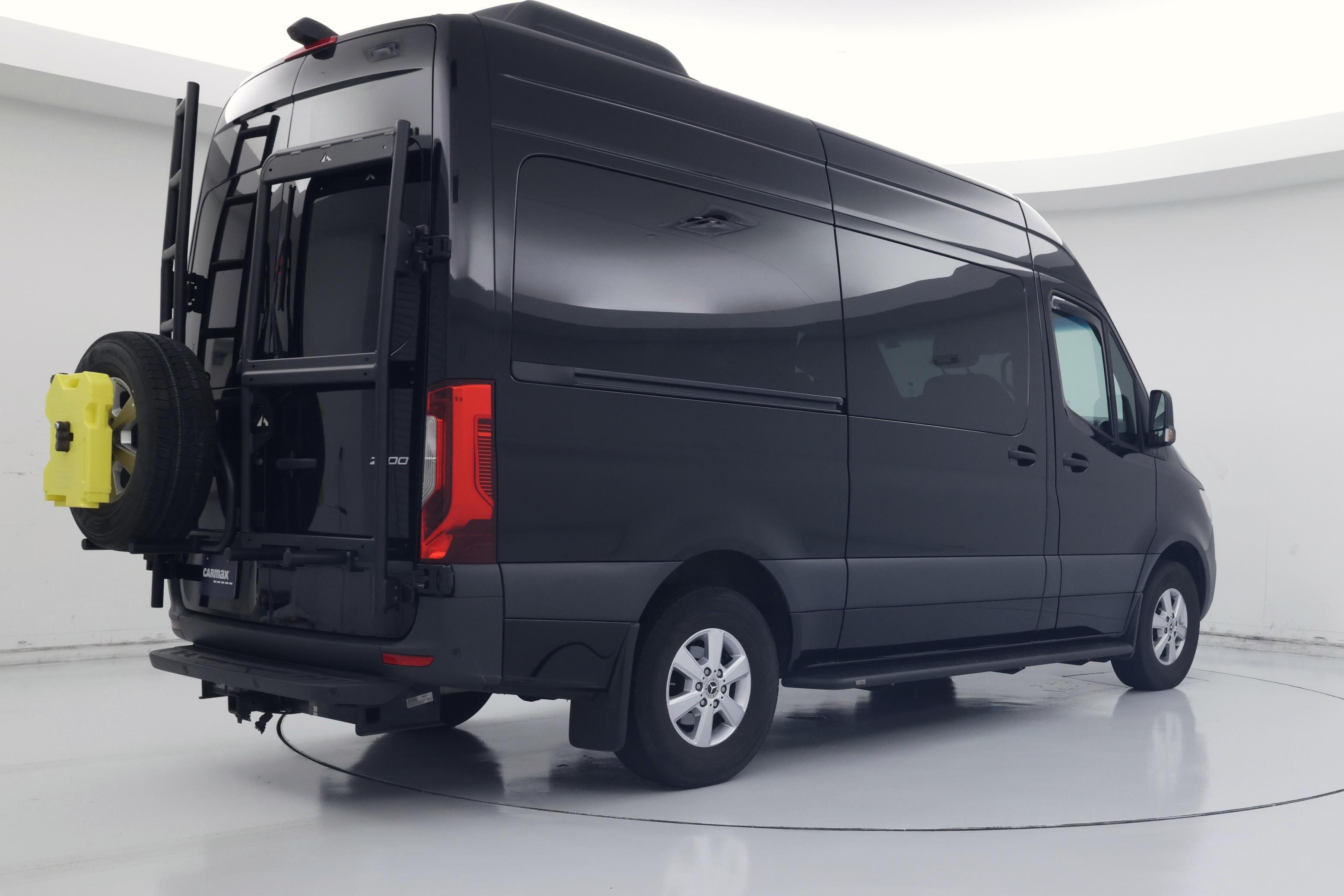 Thumbnail: 2023 Mercedes-Benz Sprinter - 8