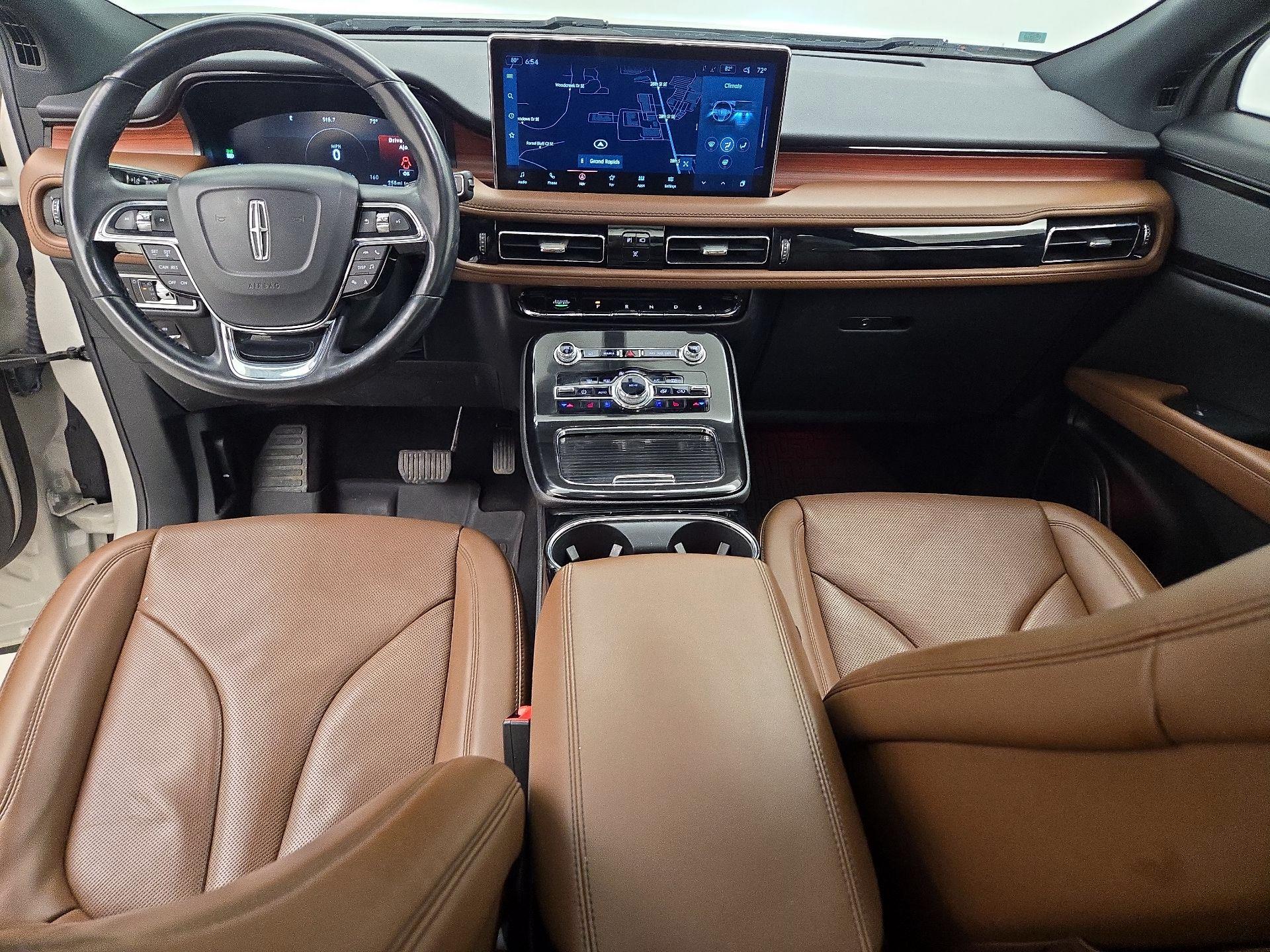 Thumbnail: 2022 Lincoln Nautilus - 9