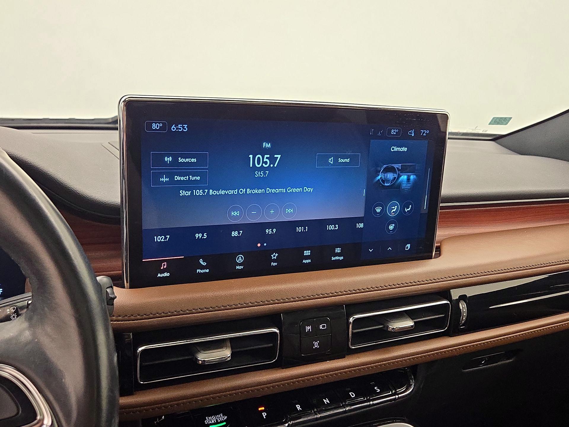 Thumbnail: 2022 Lincoln Nautilus - 16