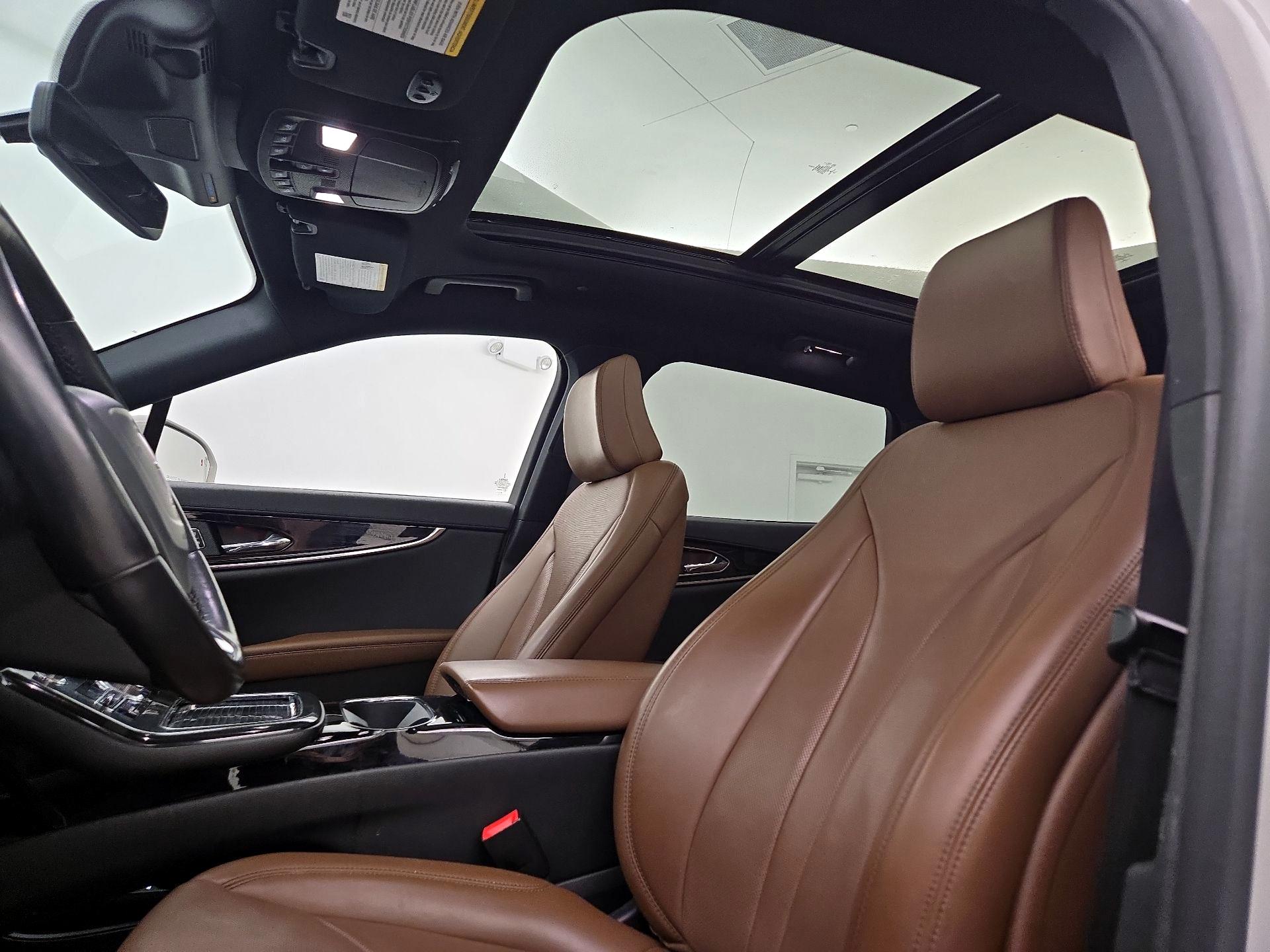 Thumbnail: 2022 Lincoln Nautilus - 20