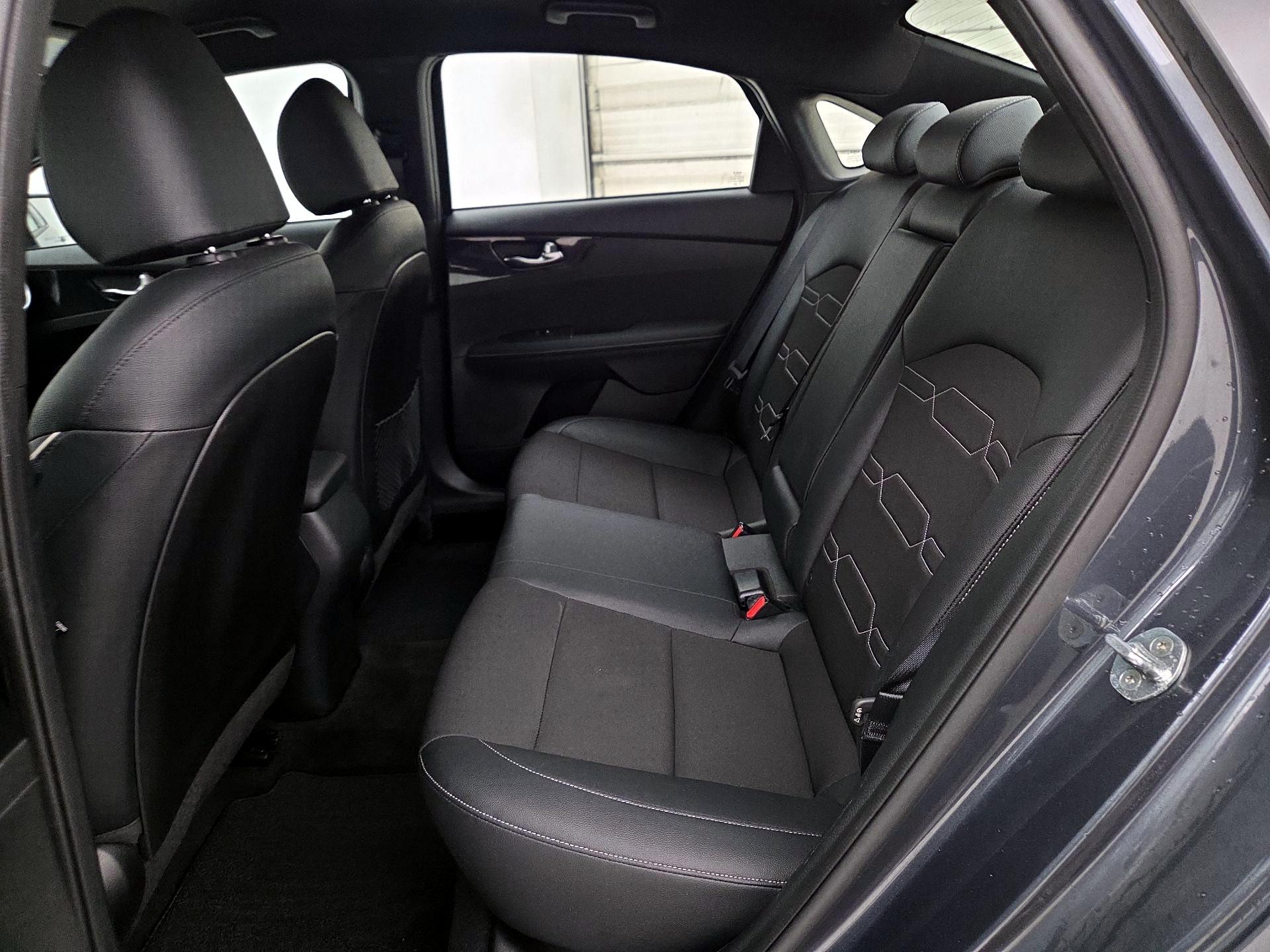 Thumbnail: 2023 Kia Forte - 20