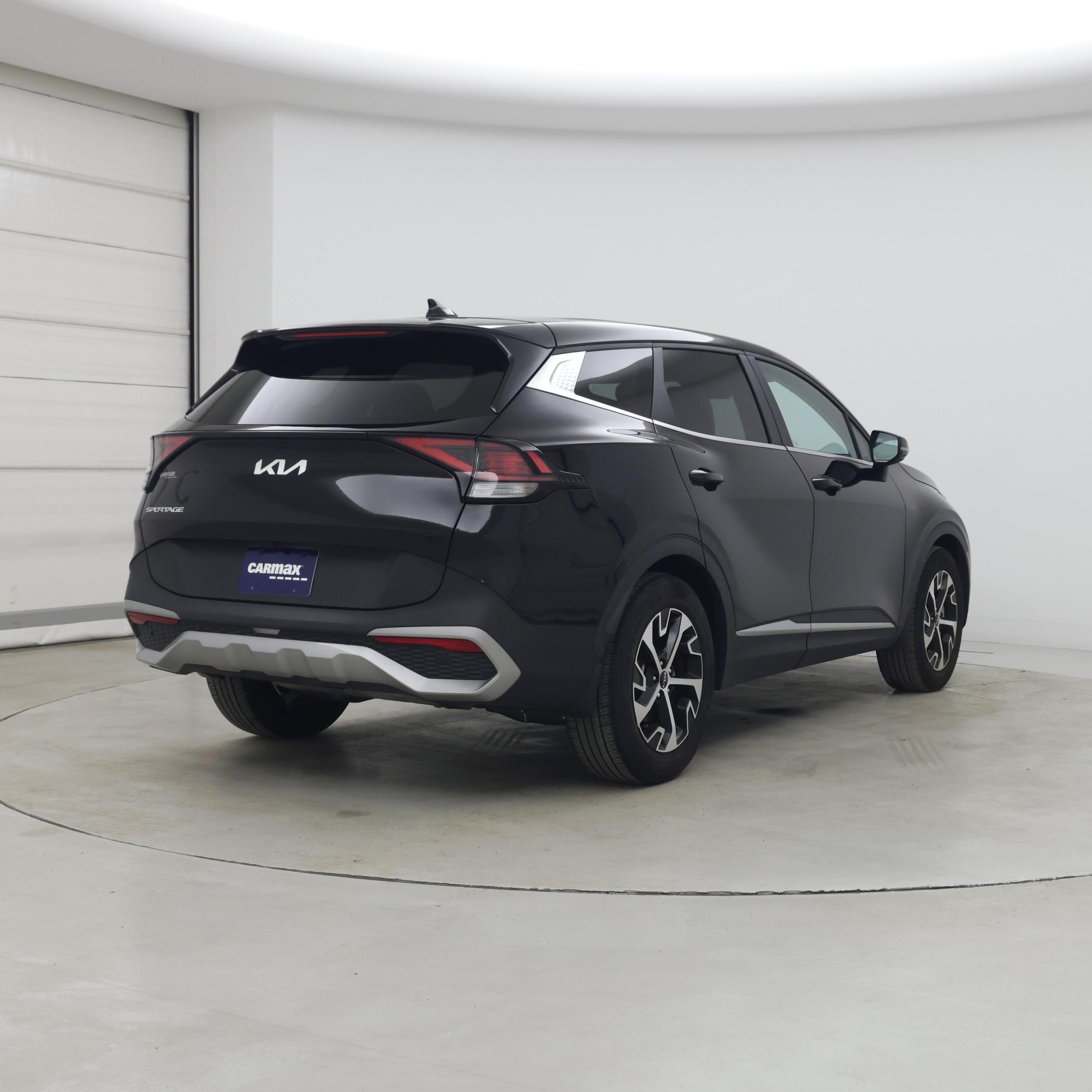 Thumbnail: 2023 Kia Sportage - 8