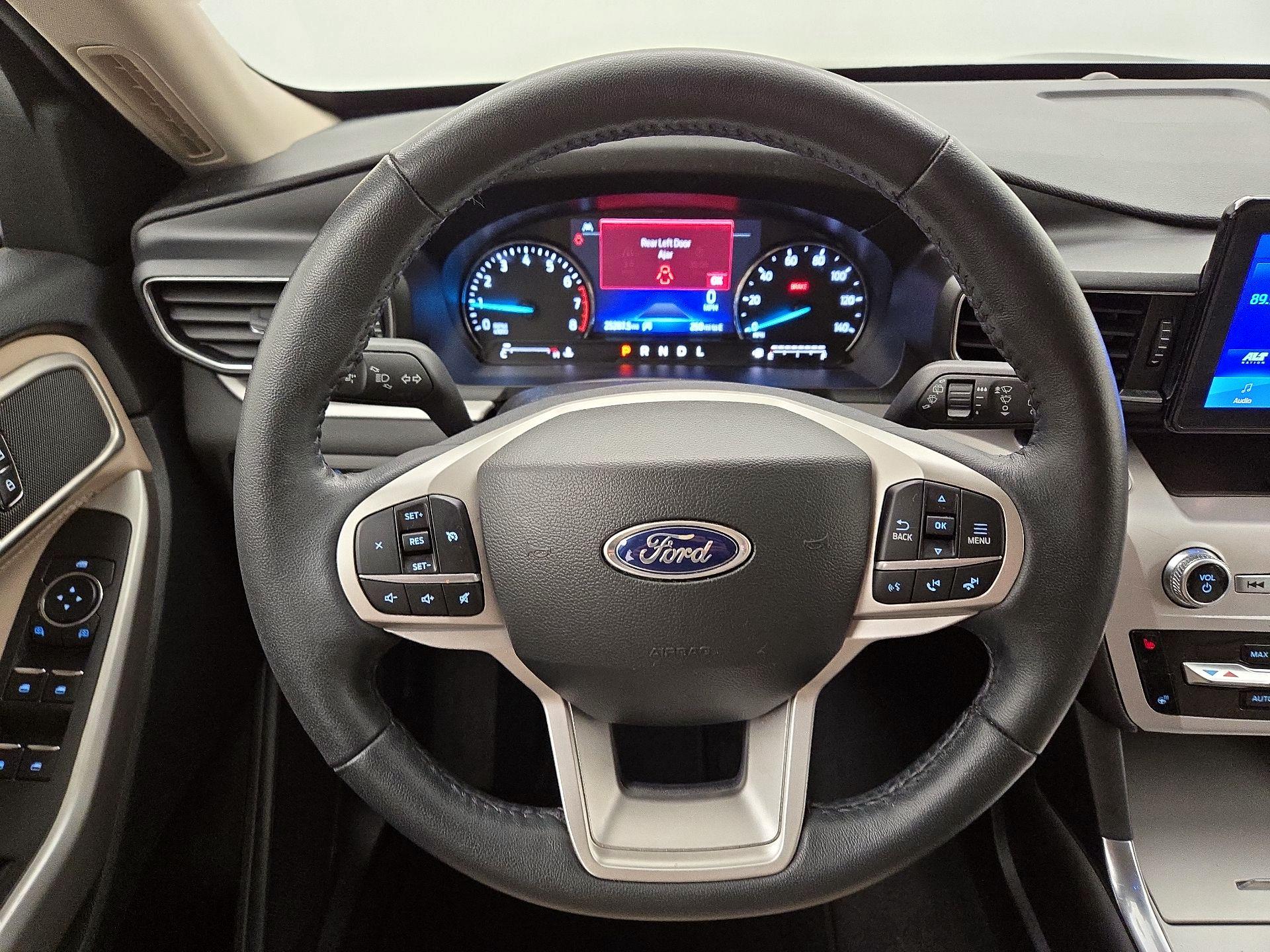 Thumbnail: 2023 Ford Explorer - 10