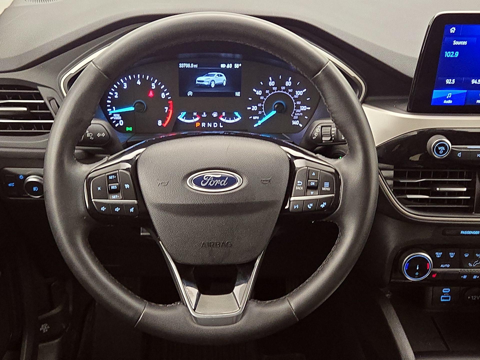 Thumbnail: 2022 Ford Escape - 10