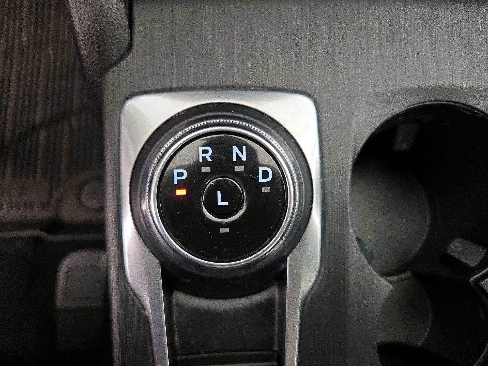 Thumbnail: 2022 Ford Escape - 17