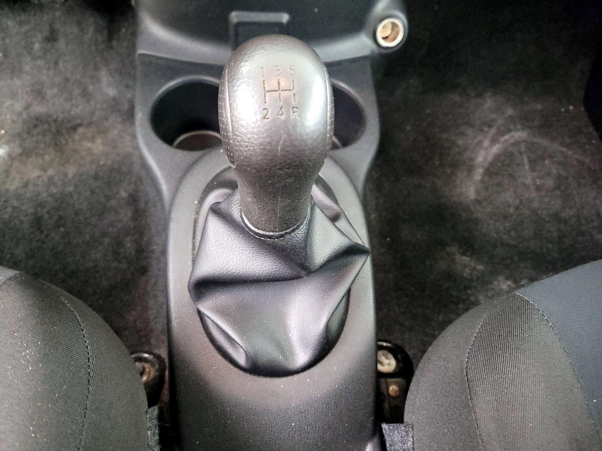 Thumbnail: 2018 Nissan Versa - 16