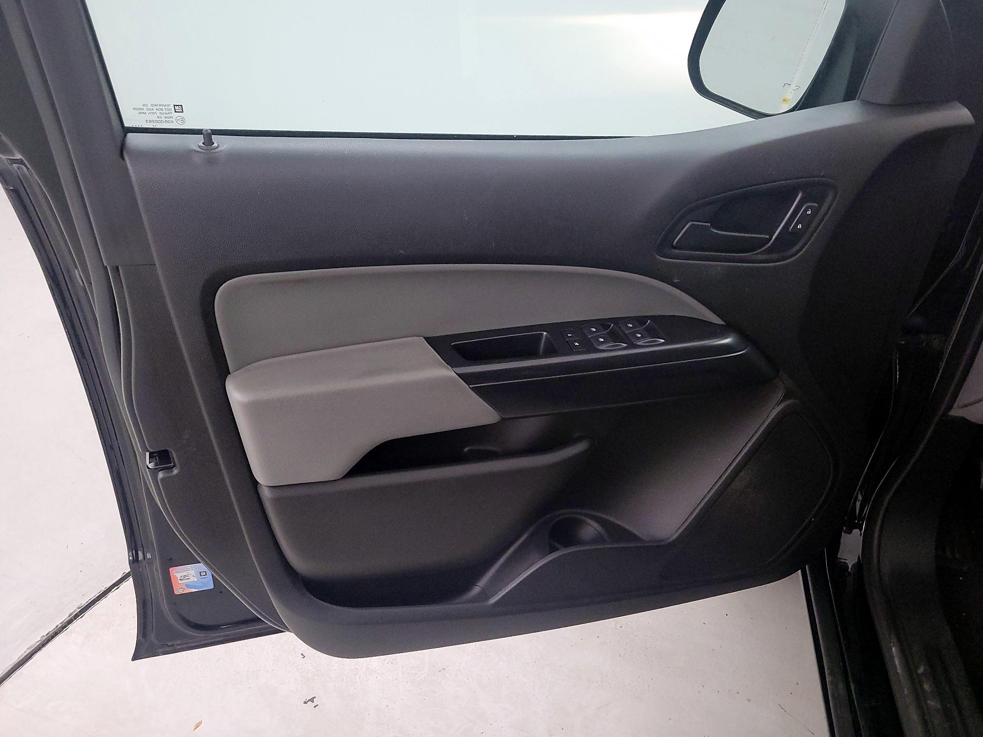 Thumbnail: 2018 GMC Canyon - 12