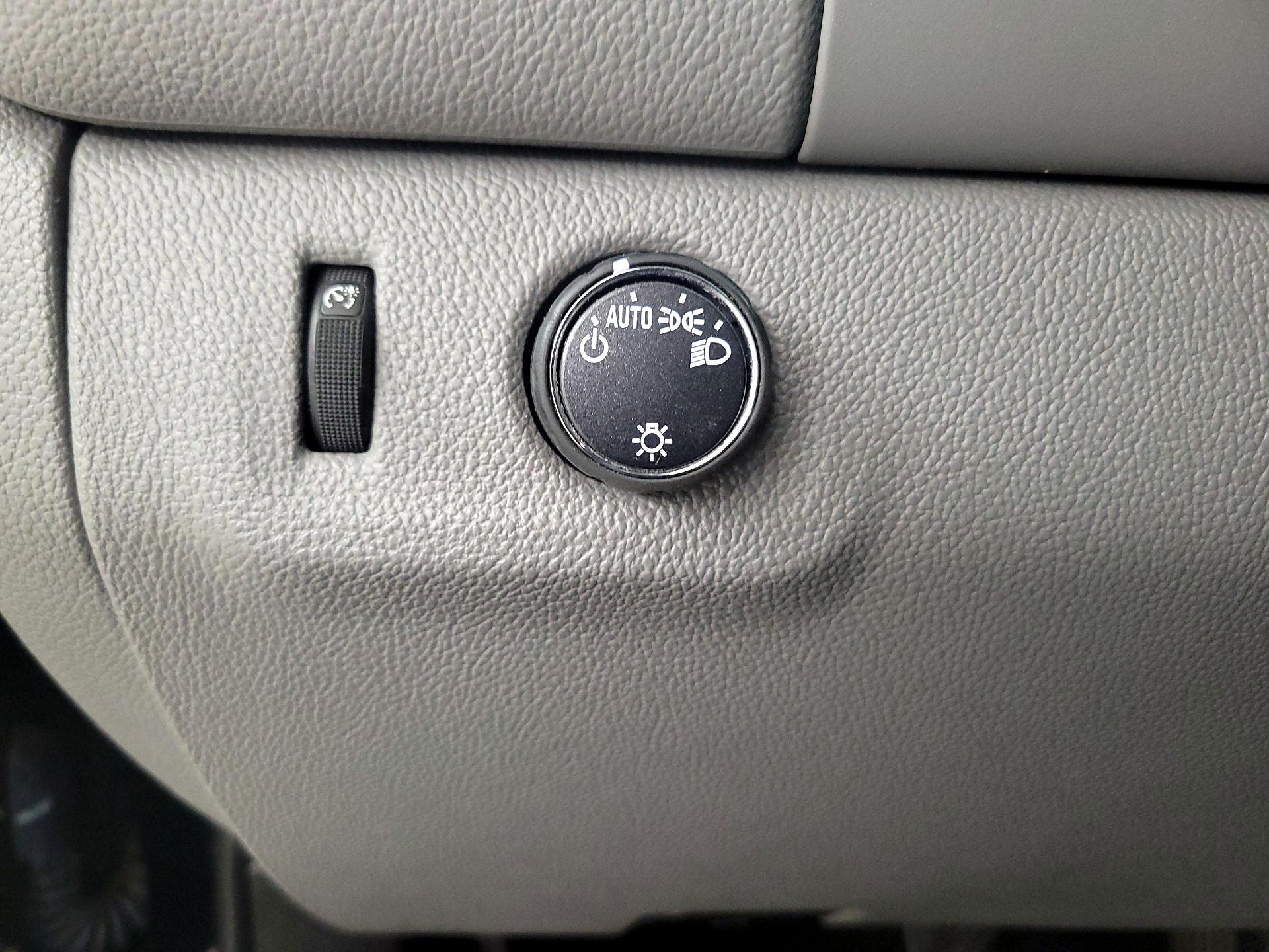 Thumbnail: 2018 GMC Canyon - 13