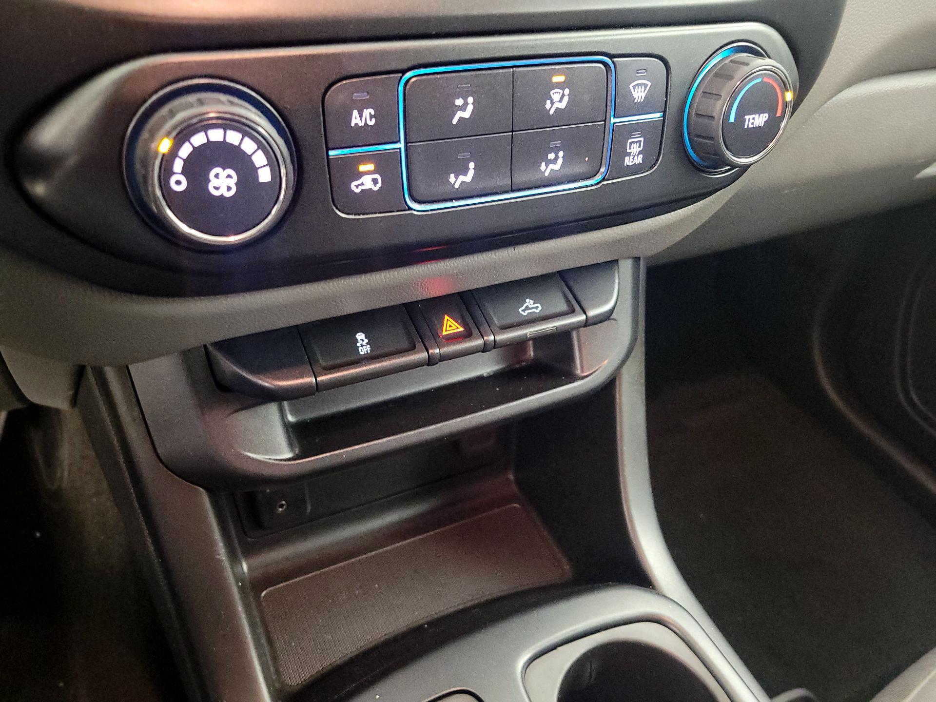 Thumbnail: 2018 GMC Canyon - 16