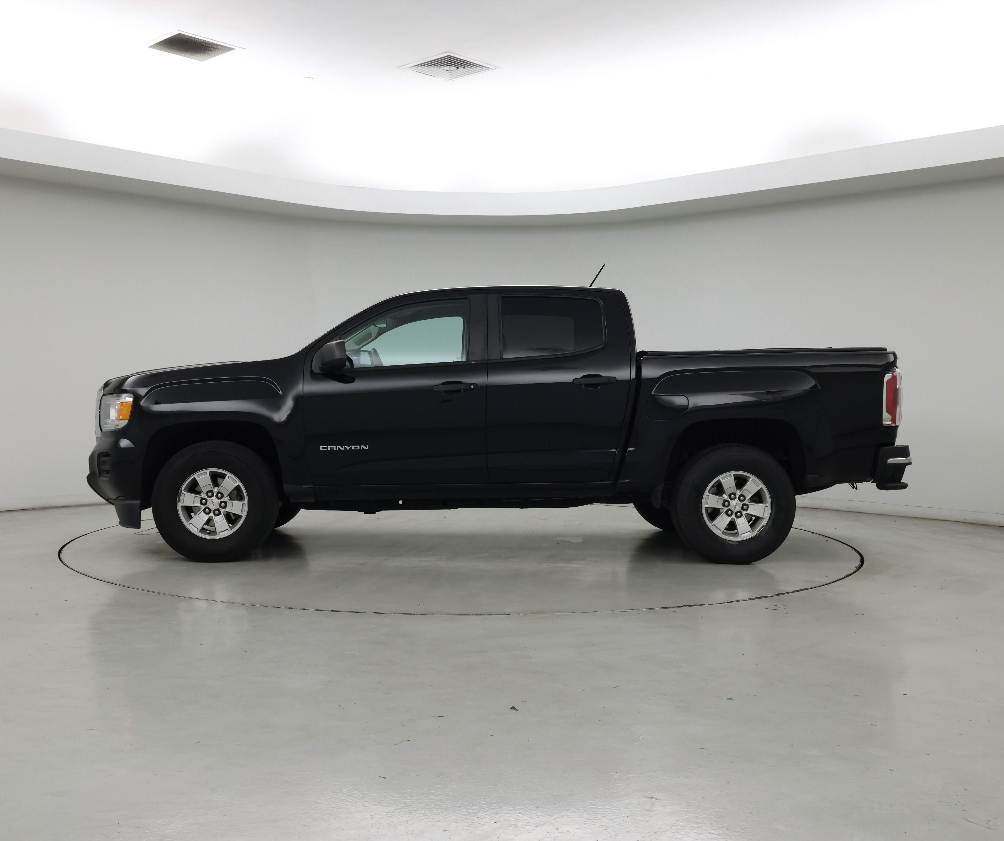 Thumbnail: 2018 GMC Canyon - 3