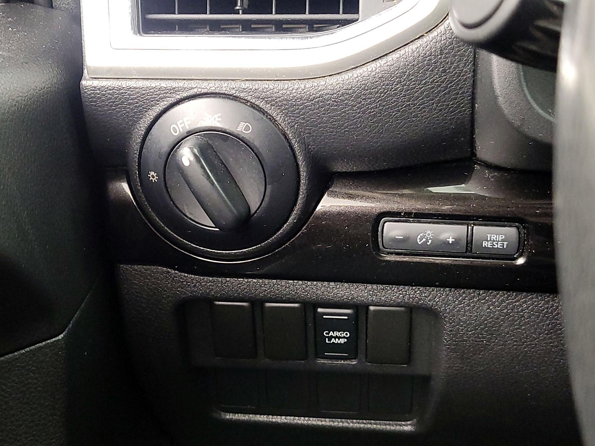 Thumbnail: 2019 Nissan Titan - 13