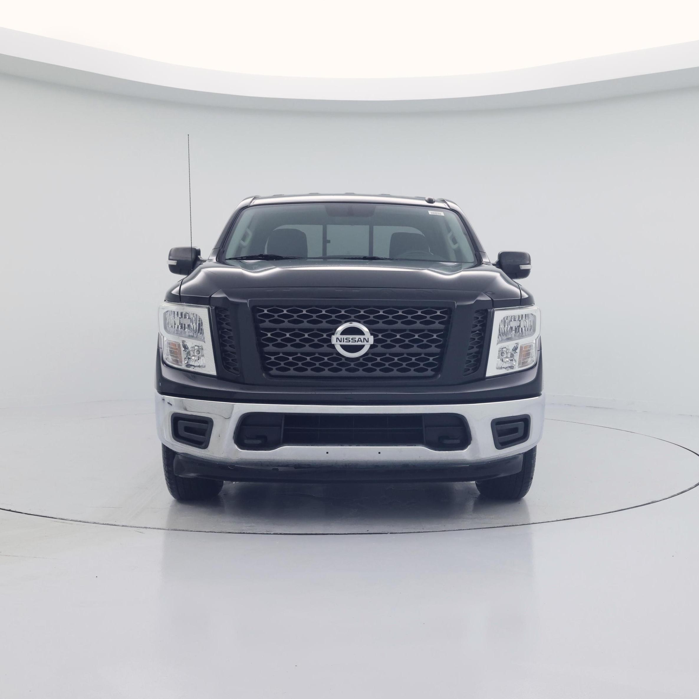 Thumbnail: 2019 Nissan Titan - 5