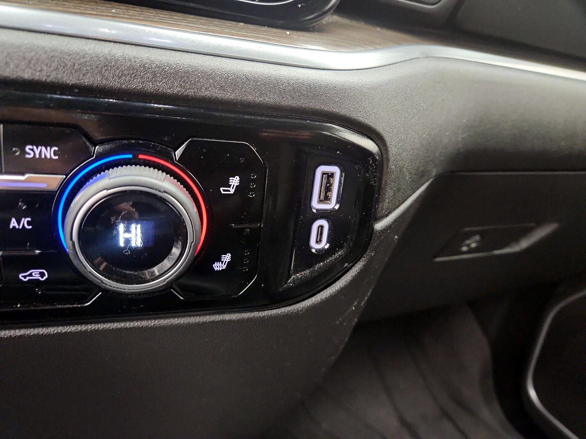 Thumbnail: 2024 Chevrolet Silverado 1500 - 19