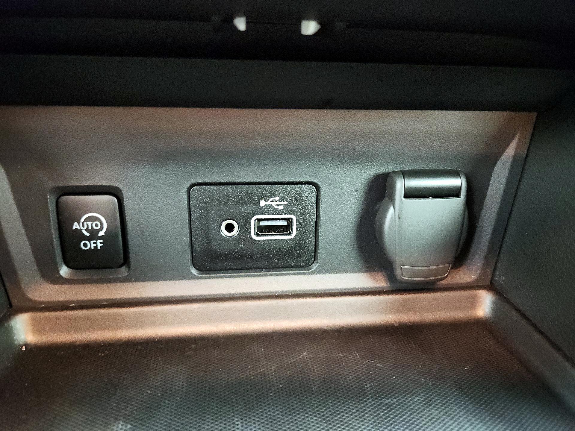 Thumbnail: 2024 Nissan Sentra - 18