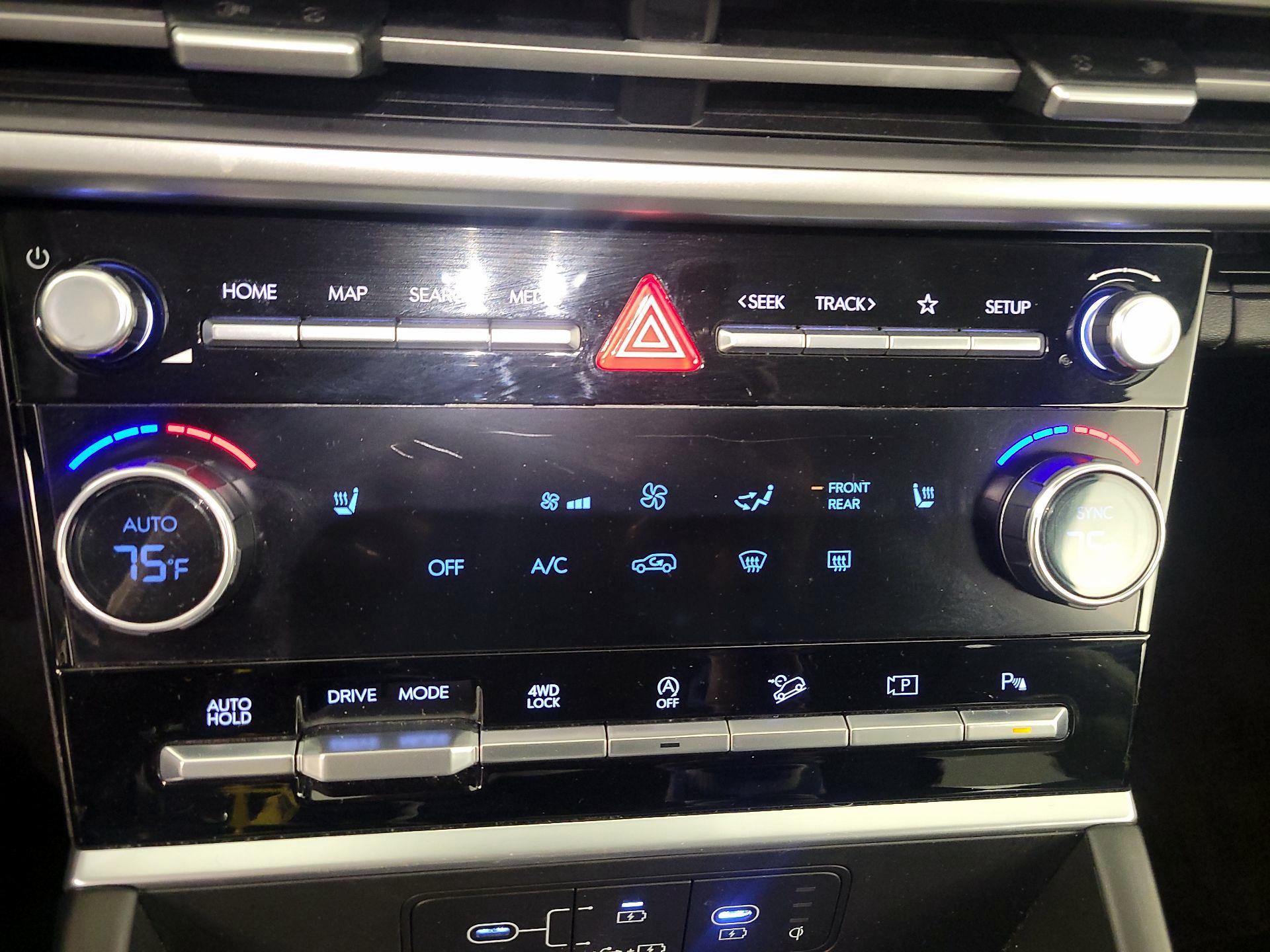 Thumbnail: 2025 Hyundai Santa Fe - 16