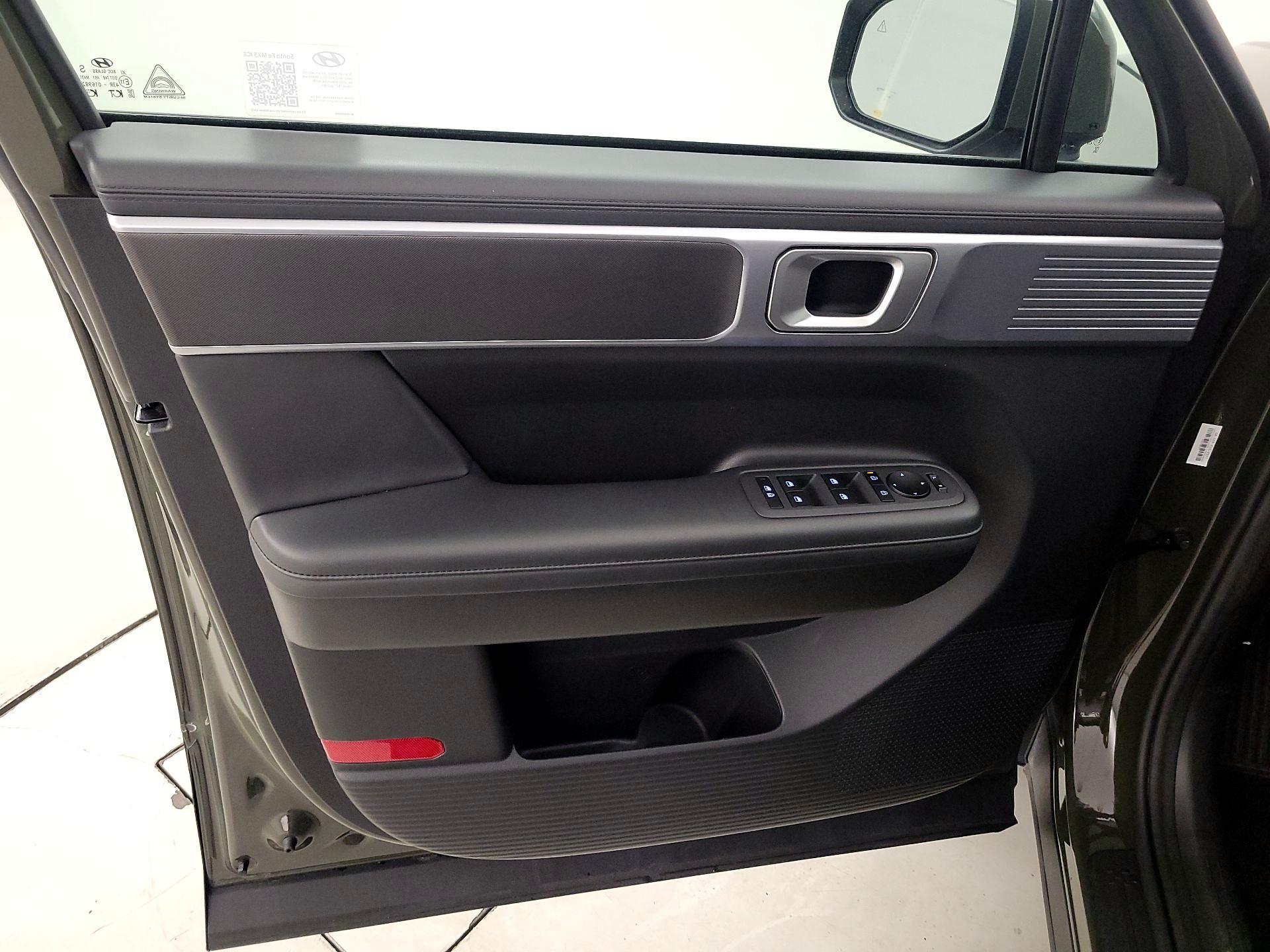 Thumbnail: 2025 Hyundai Santa Fe - 12