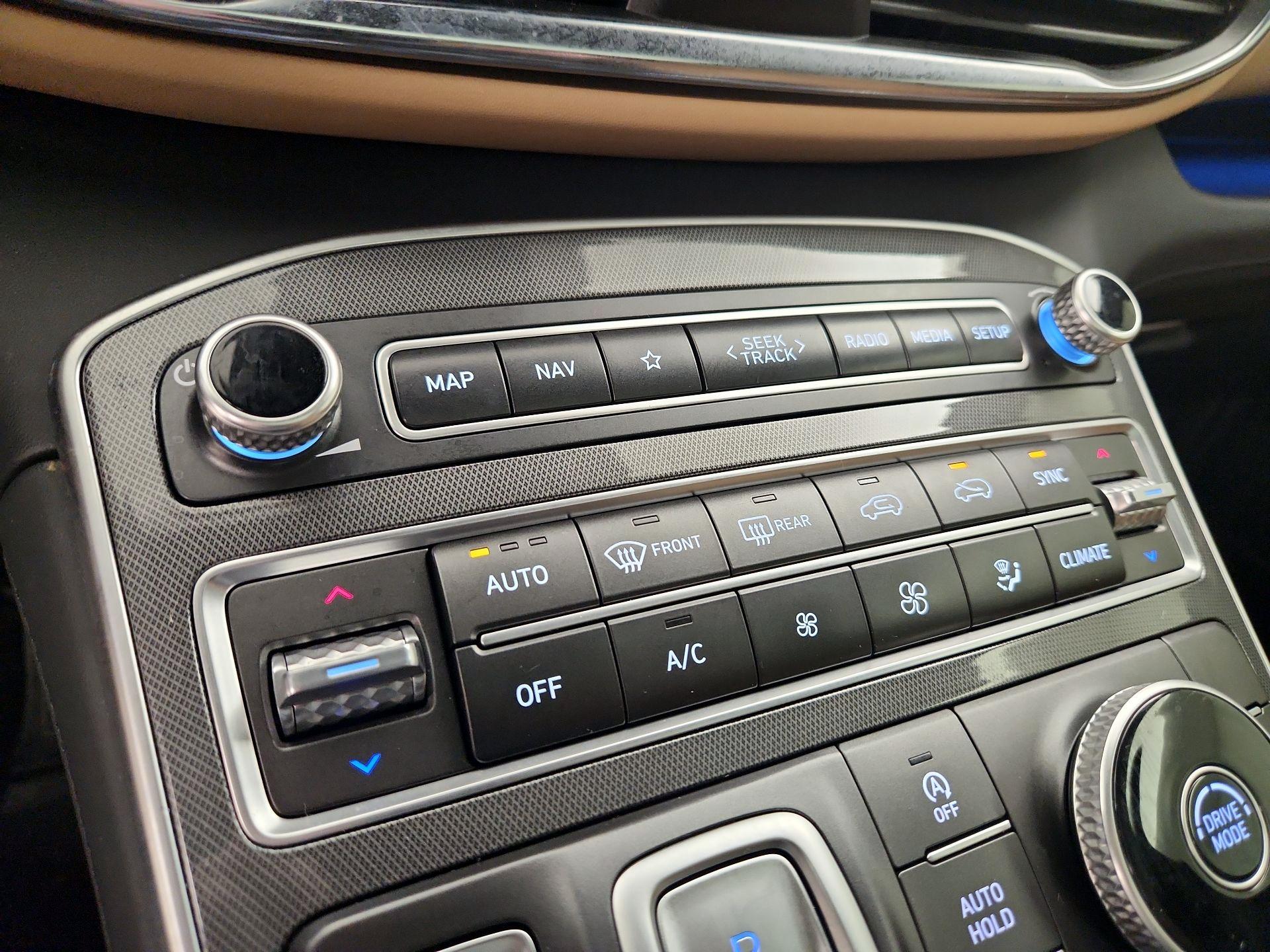 Thumbnail: 2023 Hyundai Santa Fe - 17