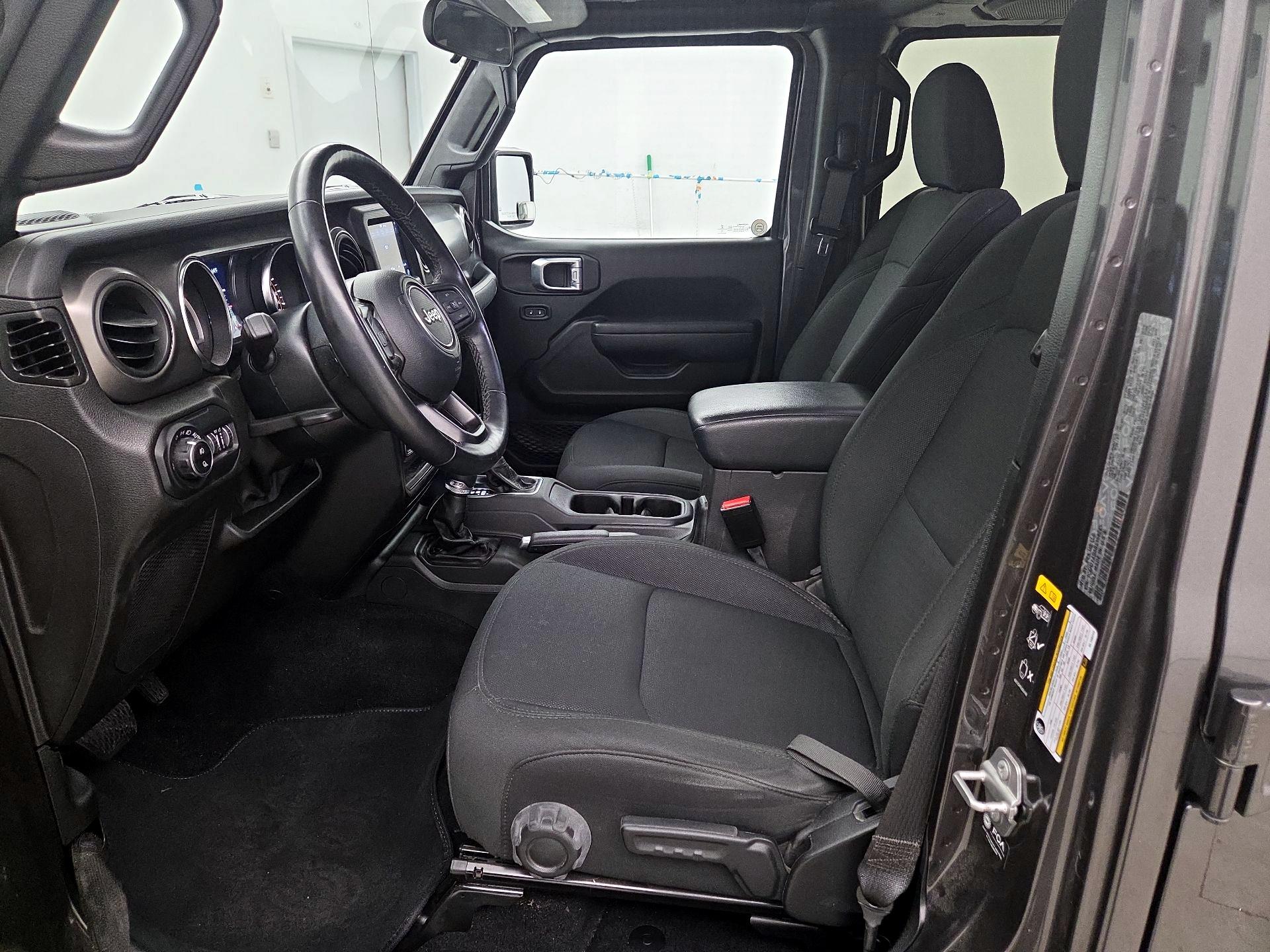 Thumbnail: 2022 Jeep Gladiator - 11