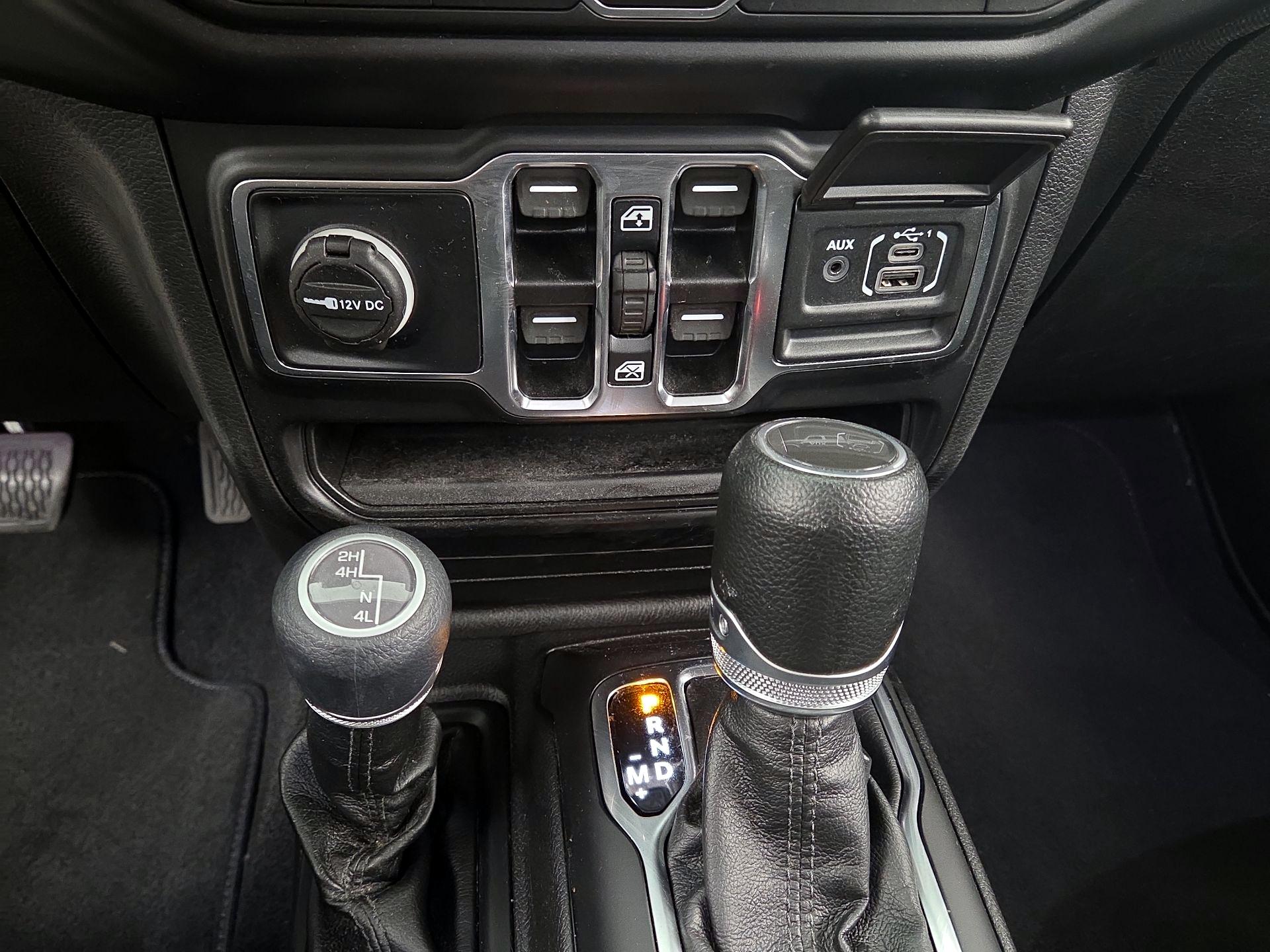 Thumbnail: 2022 Jeep Gladiator - 18