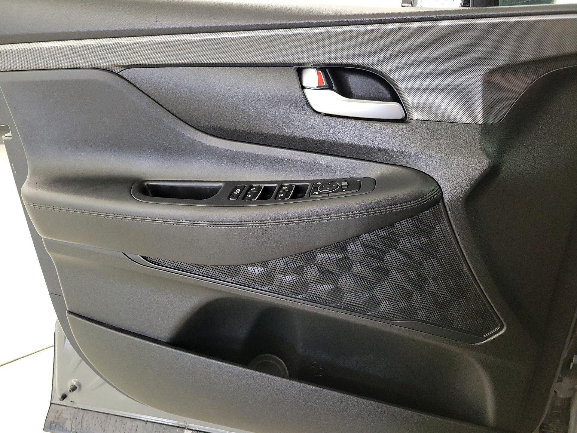 Thumbnail: 2023 Hyundai Santa Fe - 12