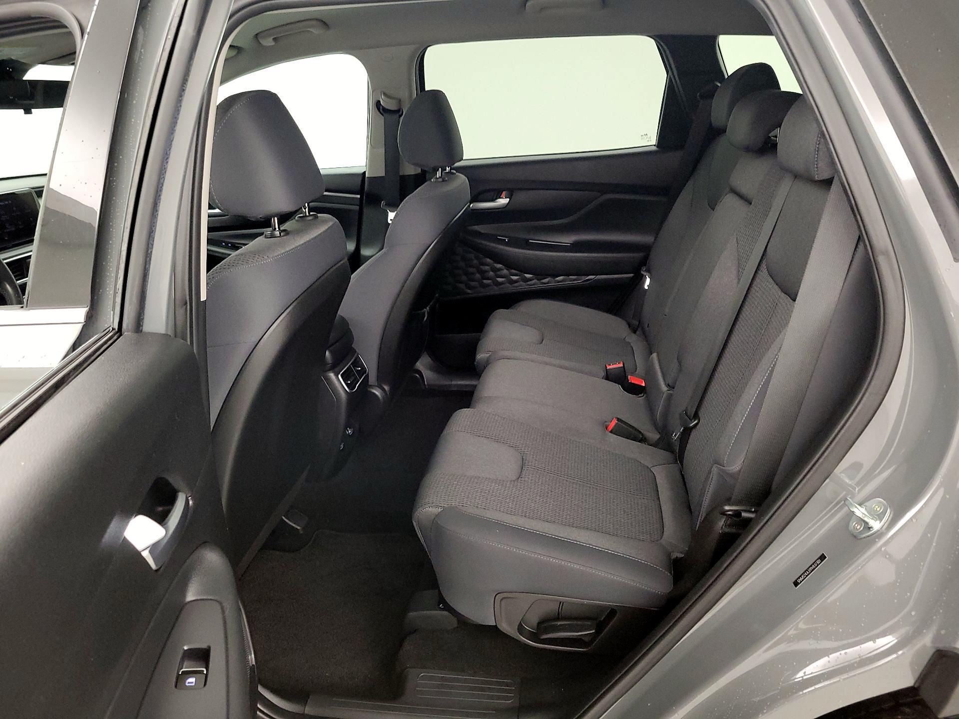 Thumbnail: 2023 Hyundai Santa Fe - 18