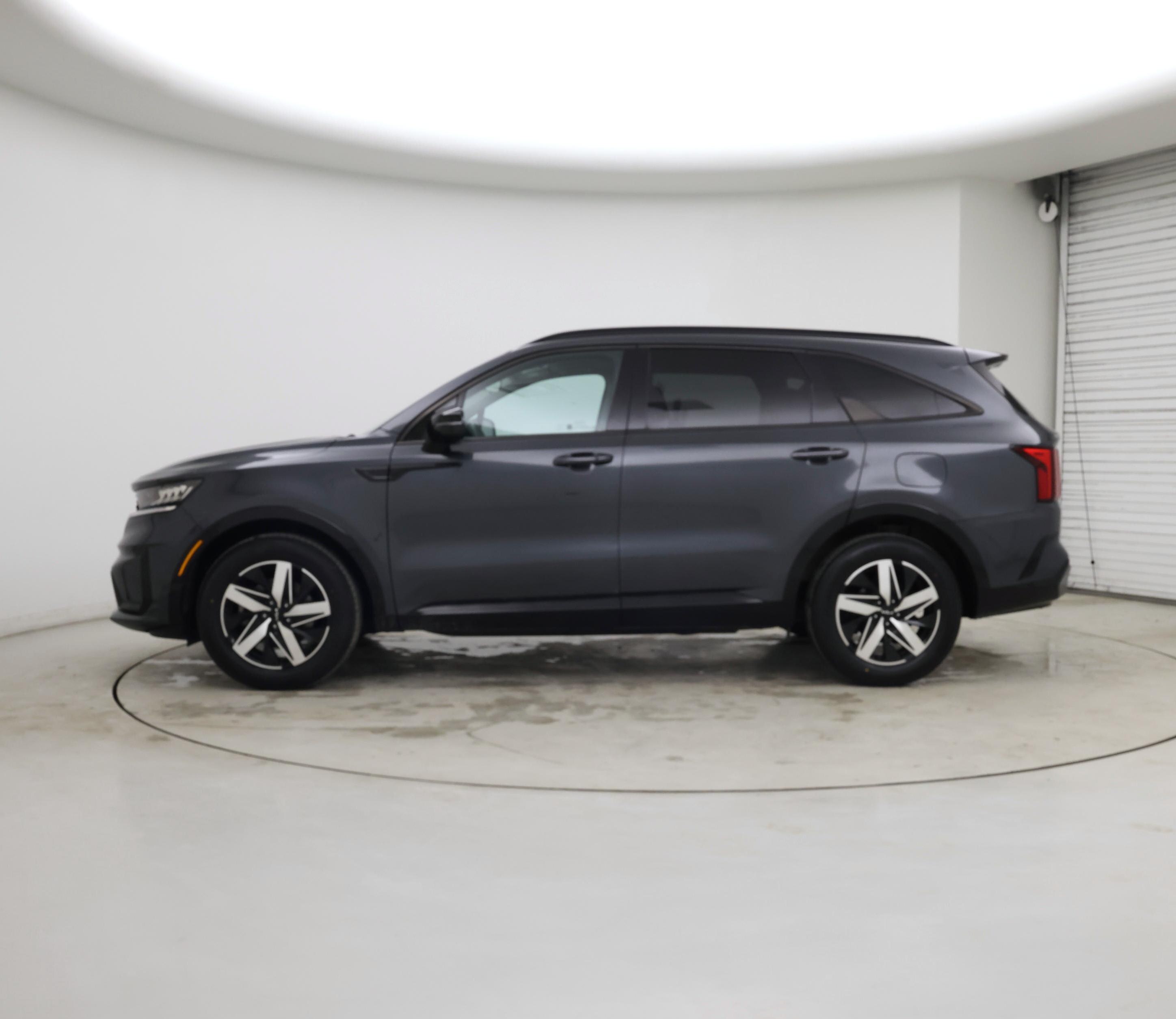 Thumbnail: 2023 Kia Sorento - 3