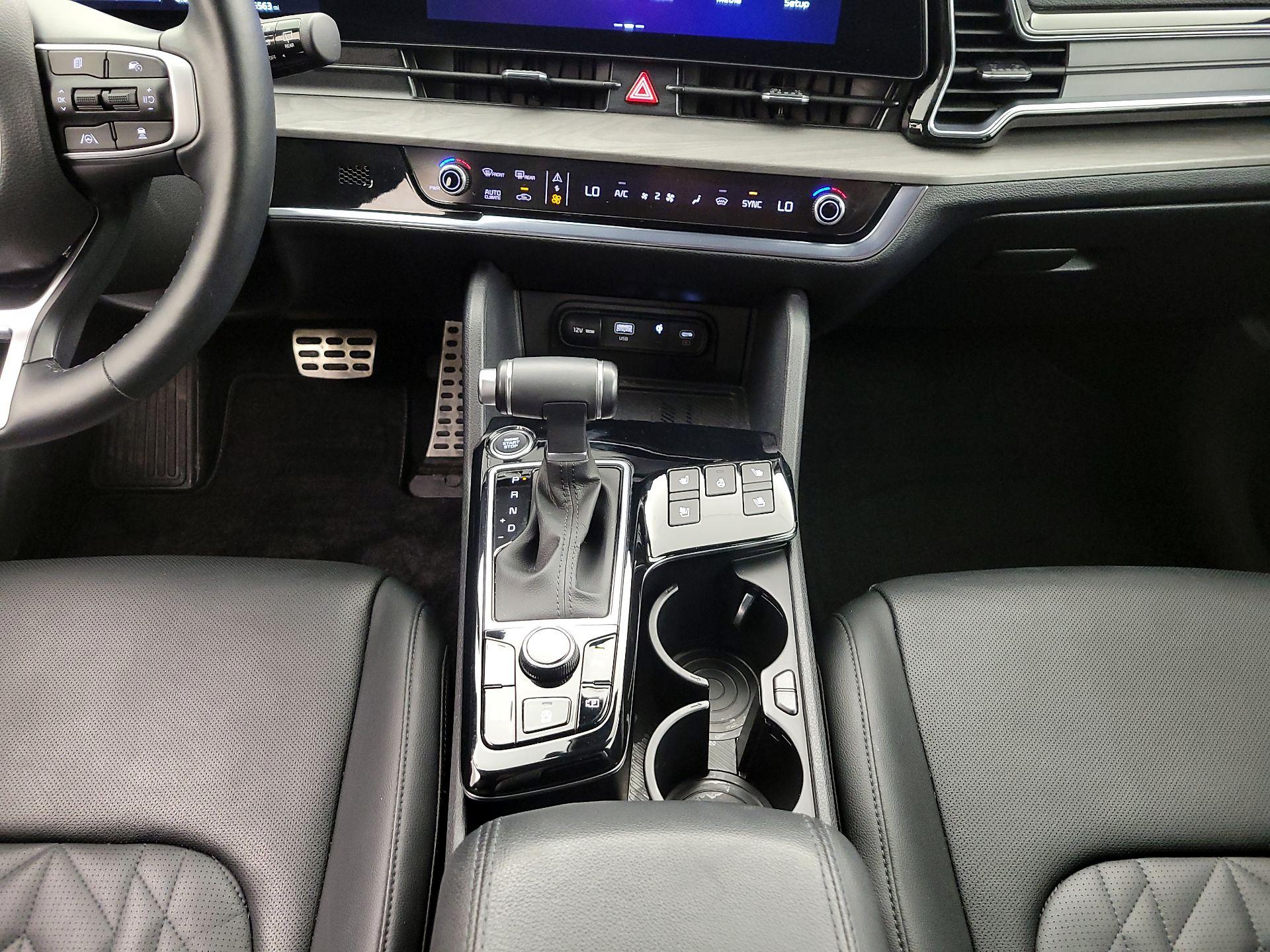 Thumbnail: 2023 Kia Sportage - 18