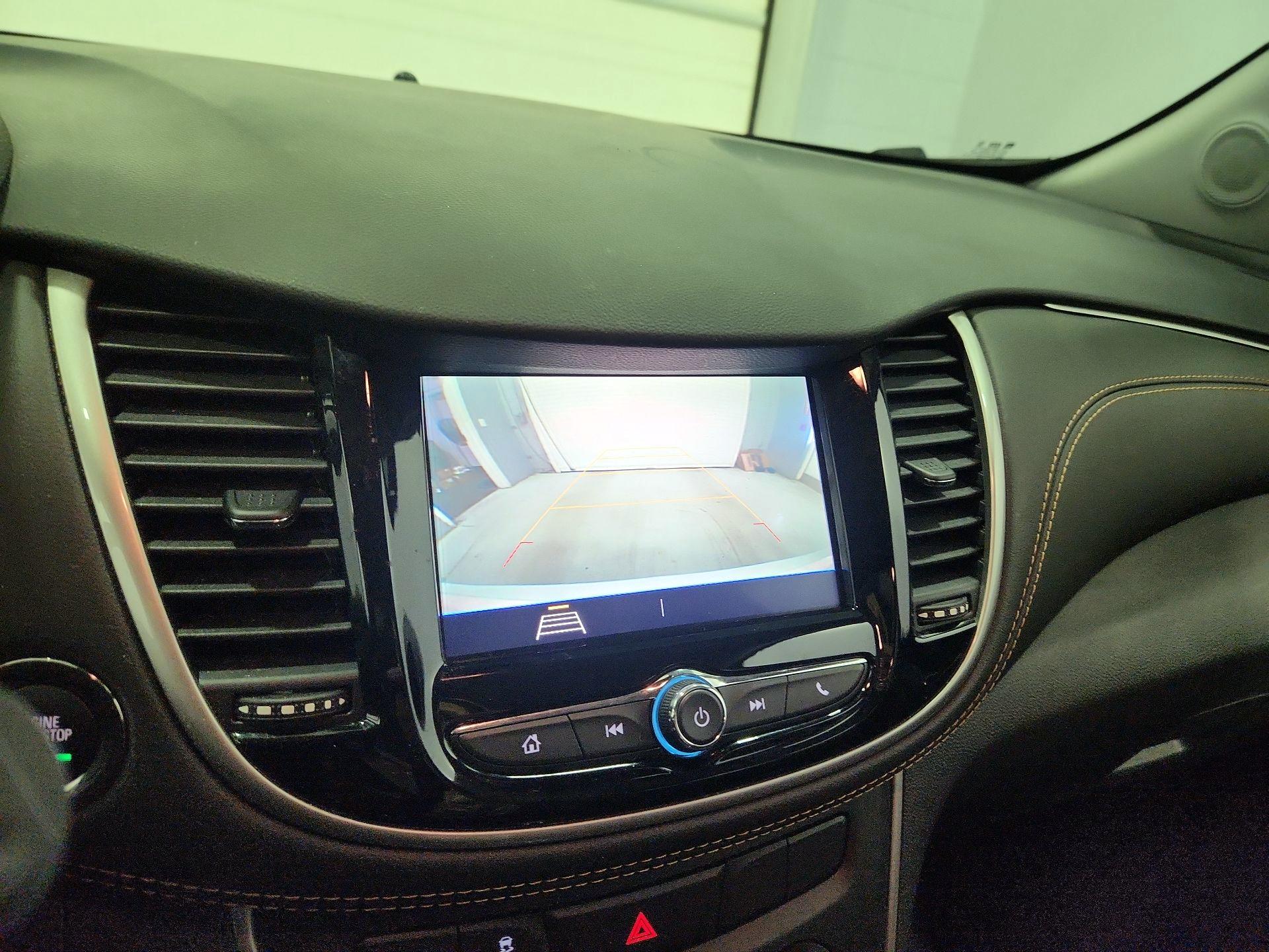 Thumbnail: 2022 Chevrolet Trax - 14