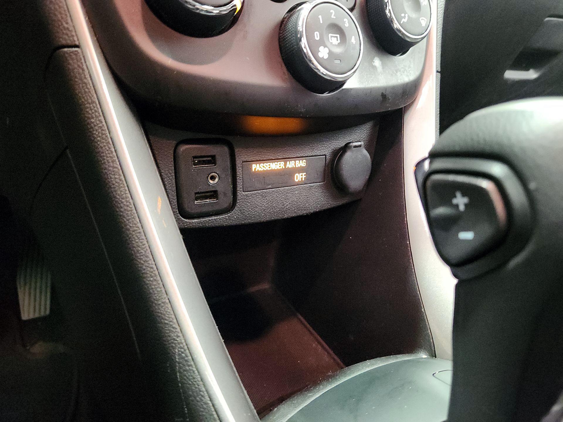 Thumbnail: 2022 Chevrolet Trax - 18