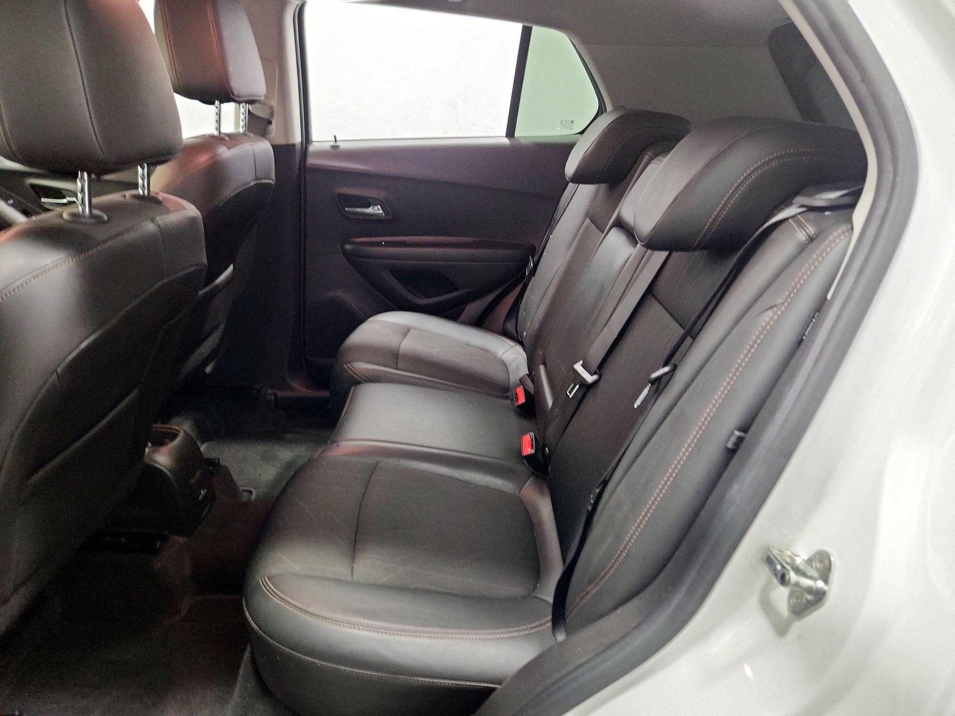 Thumbnail: 2022 Chevrolet Trax - 19