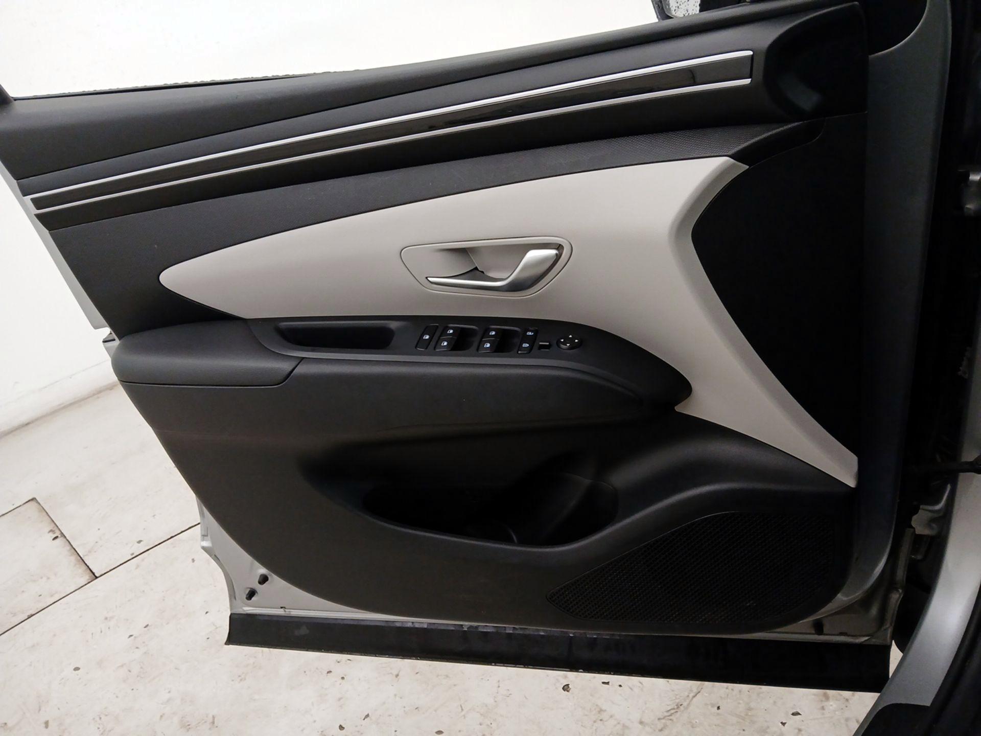 Thumbnail: 2023 Hyundai Tucson - 12