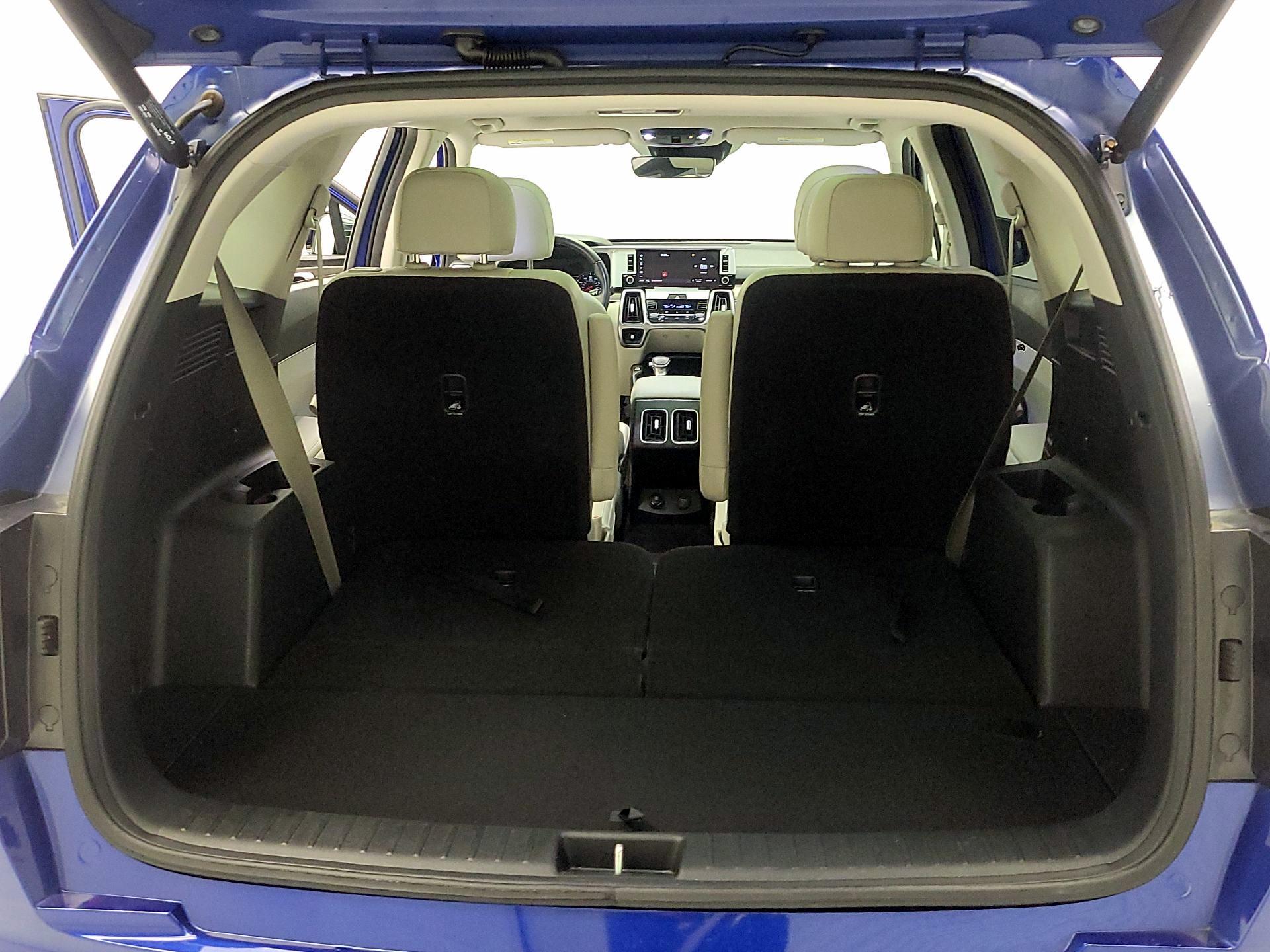 Thumbnail: 2023 Kia Sorento - 20